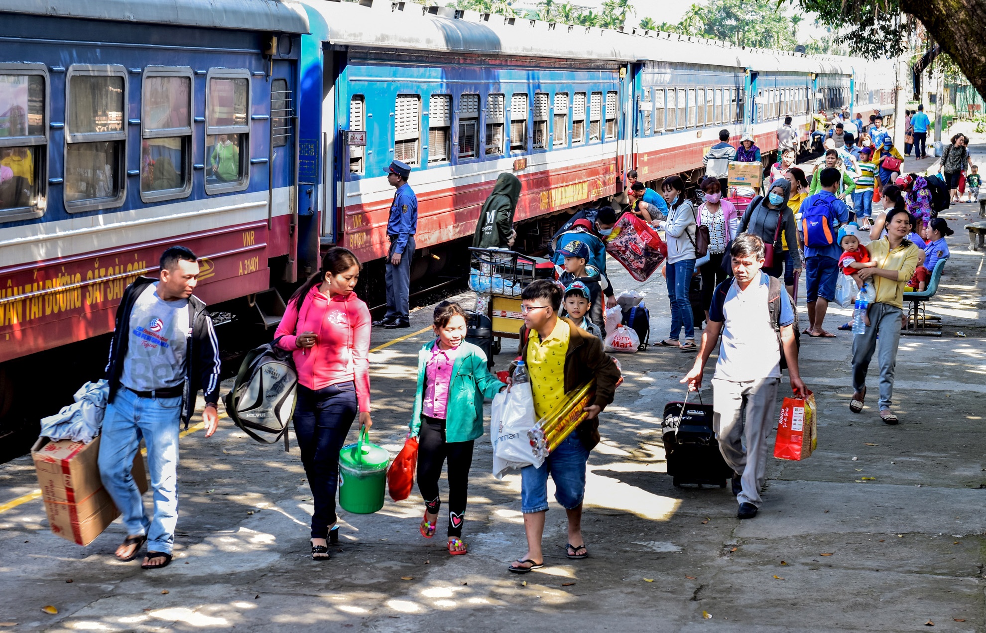 Doan tu 30 Tet o san ga anh 6