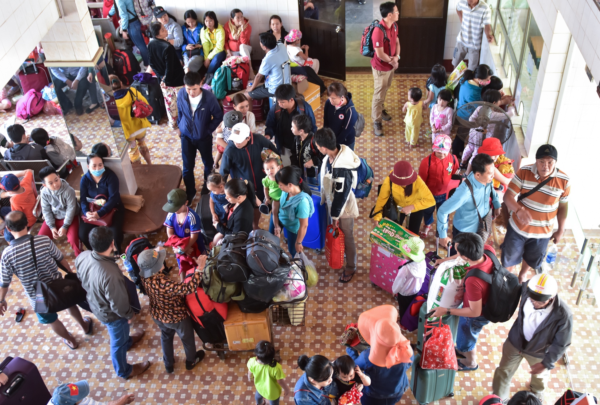 Nuoc mat ngay chia ly anh 3