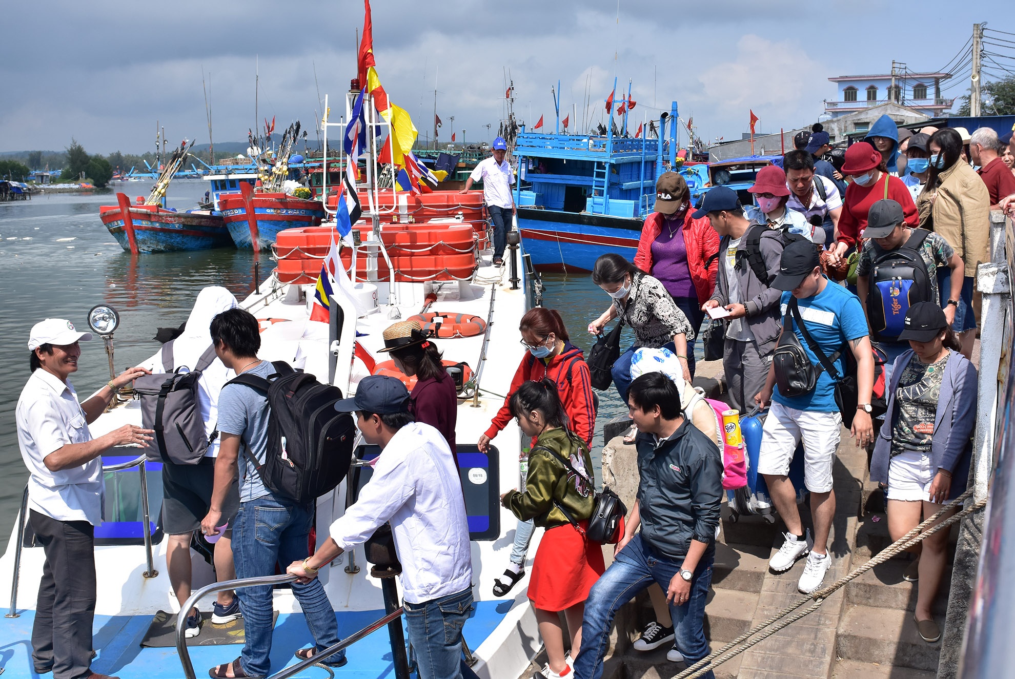 Du xuân huyện đảo Lý Sơn ảnh 1 Du xuan huyen dao Ly Son anh 1