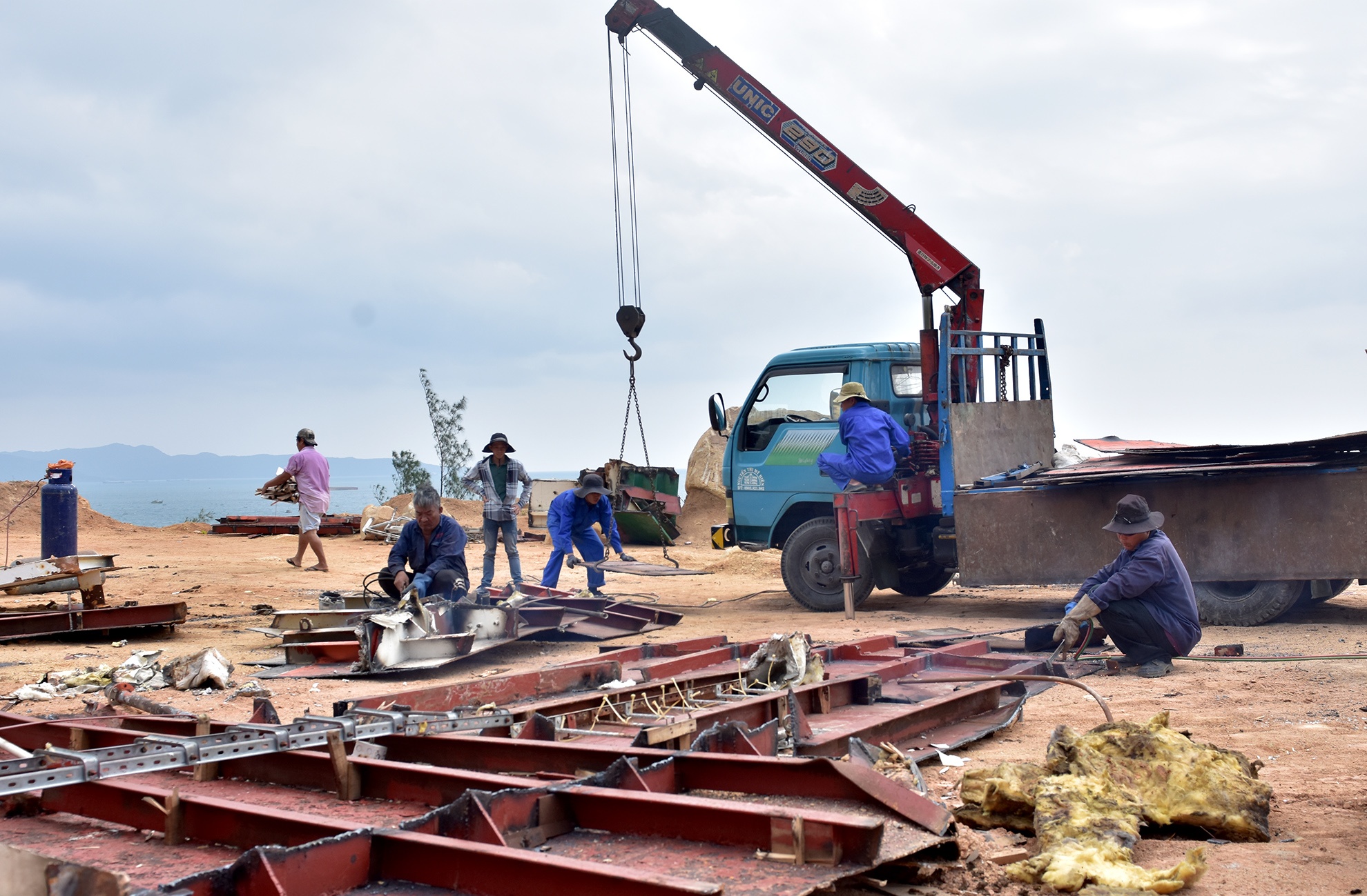 Cong truong xe thit tau chim anh 13