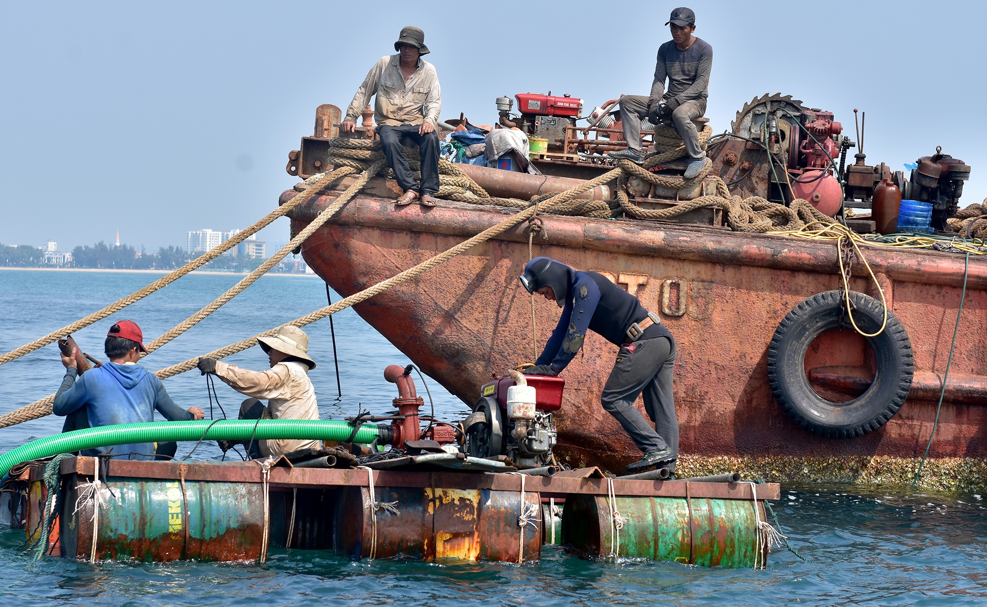 Cong truong xe thit tau chim anh 2