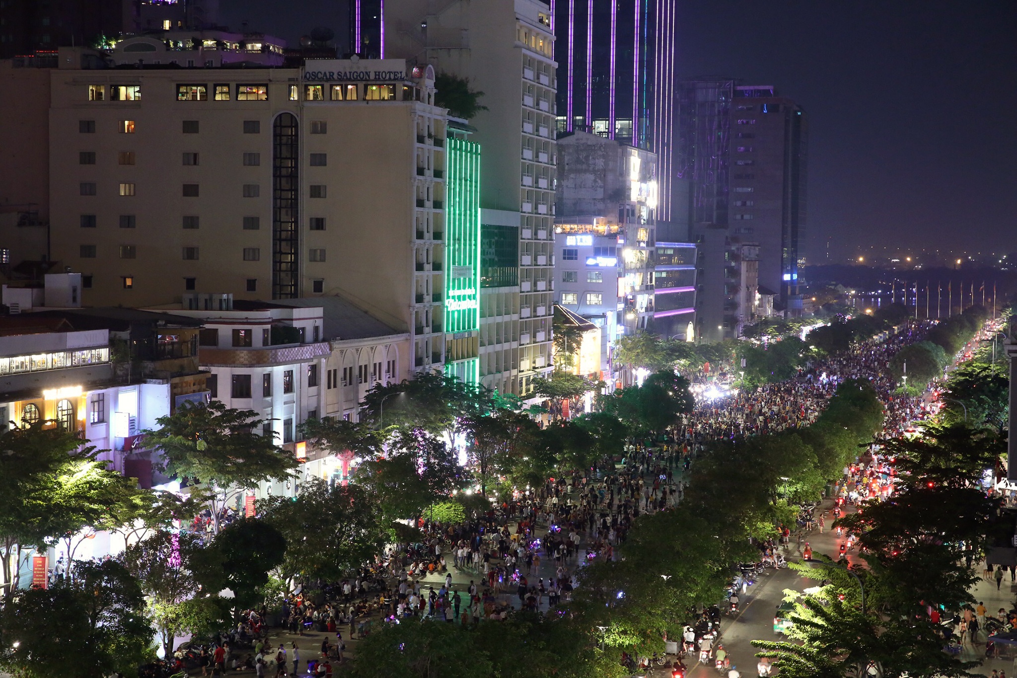 đi chơi đêm Noel ảnh 5 di choi dem Noel anh 5
