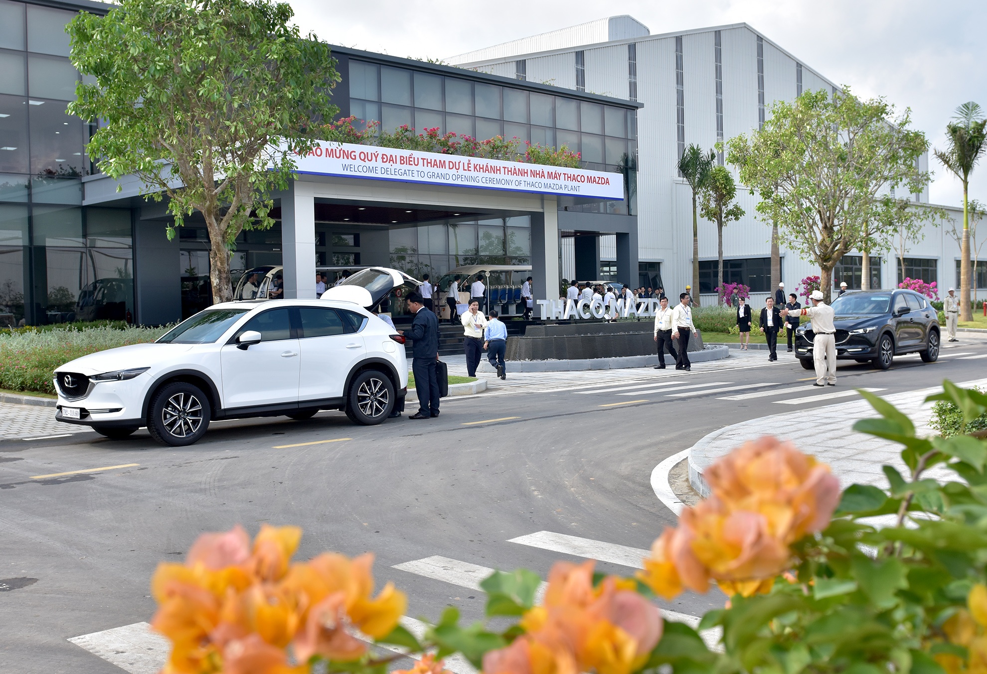 Thaco Mazda san xuat mien Trung anh 1