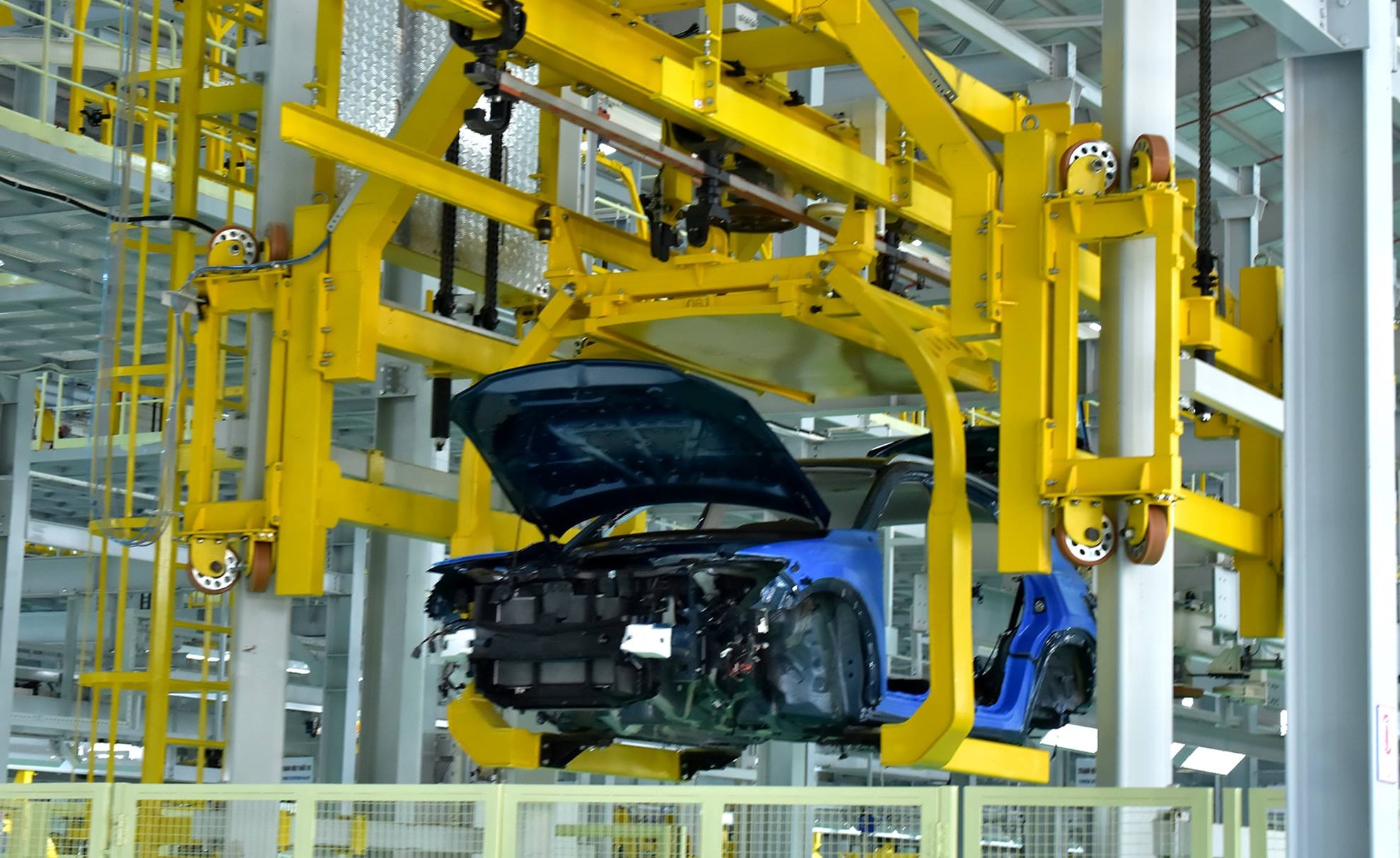 Thaco Mazda san xuat mien Trung anh 7