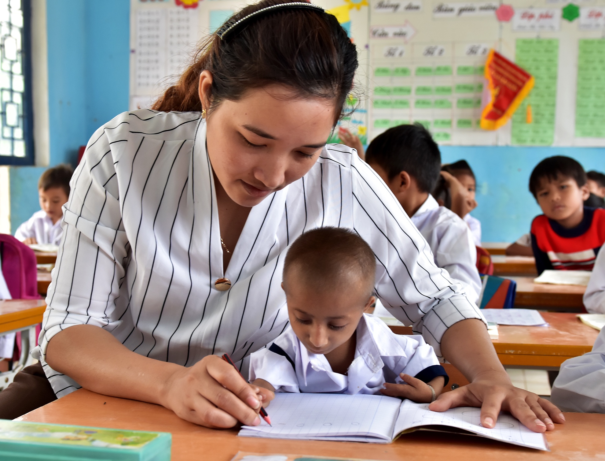 Bo truong Phung Dinh Nha anh 3