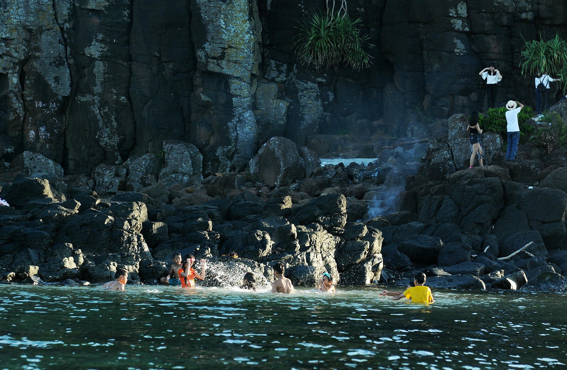 Di san dia chat Ganh Yen anh 12