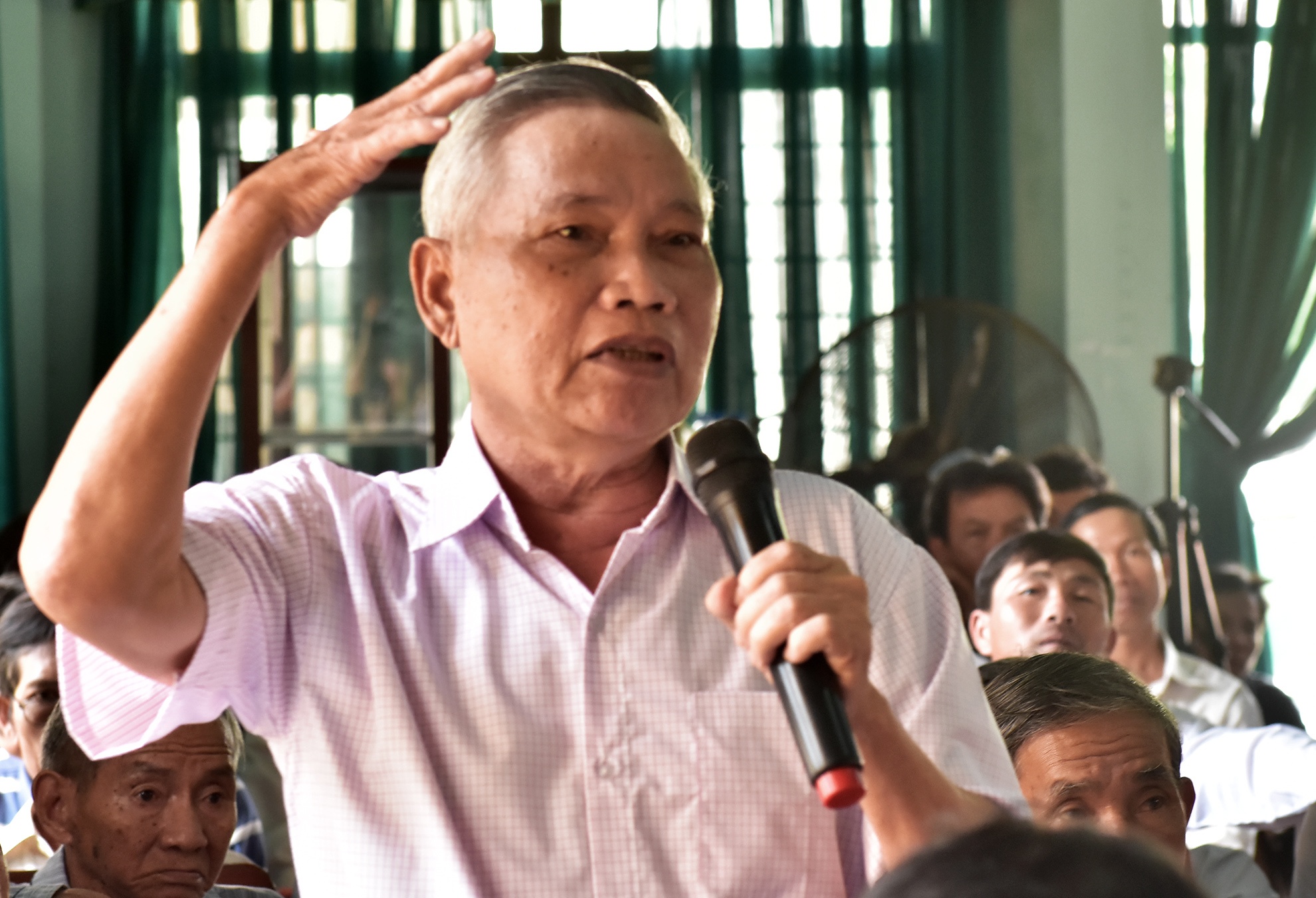 Tiếp xúc cử tri vụ FLC ảnh 1 Tiep xuc cu tri vu FLC anh 1