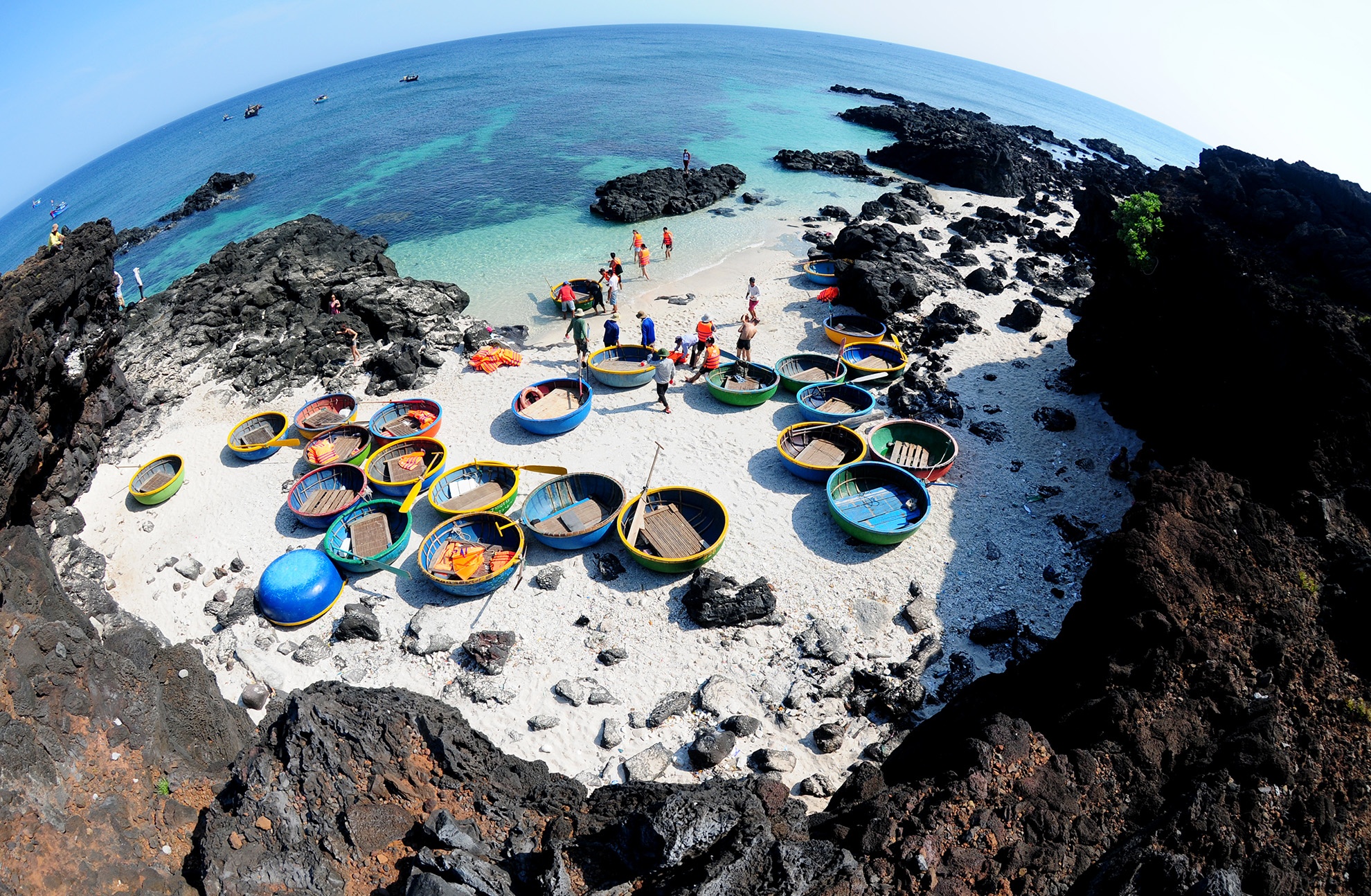 Du khach den dao Ly Son anh 9