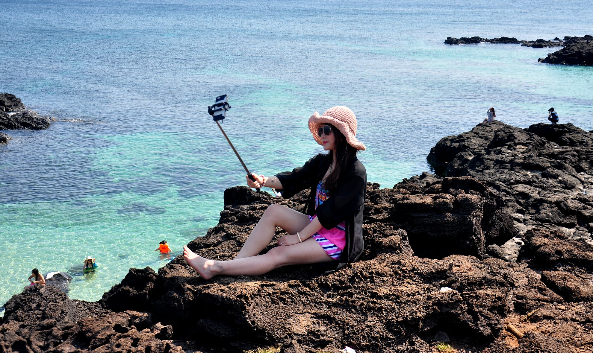 Quan the du lich FLC anh 9