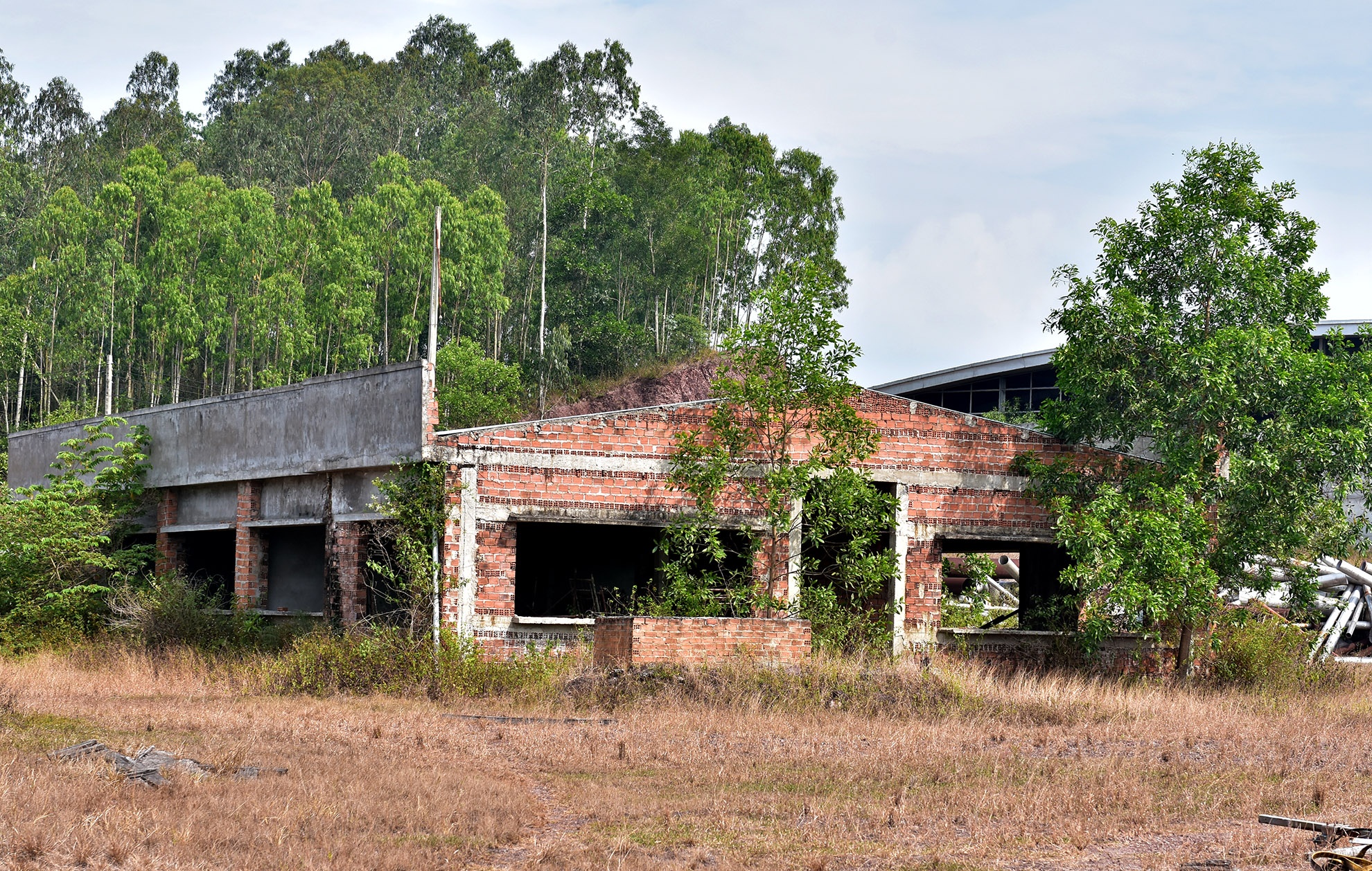 Nha may bo hoang lang phi anh 7