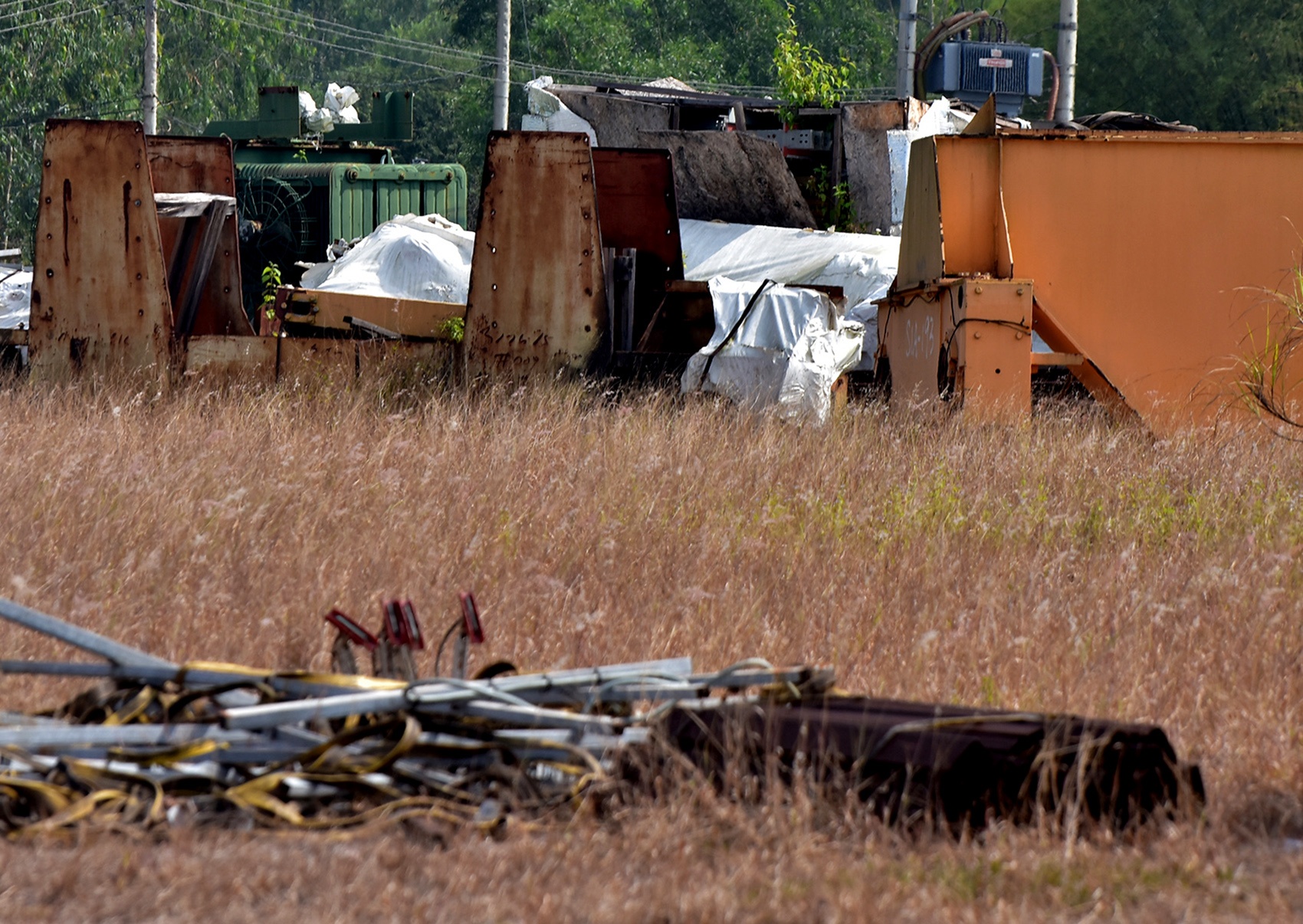 Nha may bot giay hon 5.000 ty dong nhap may moc lac hau roi bo hoang hinh anh