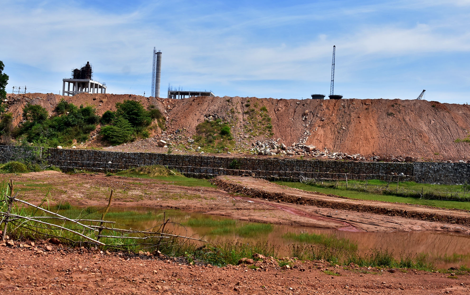 Khốn khổ vì nhà máy giấy ảnh 1 Khon kho vi nha may giay anh 1