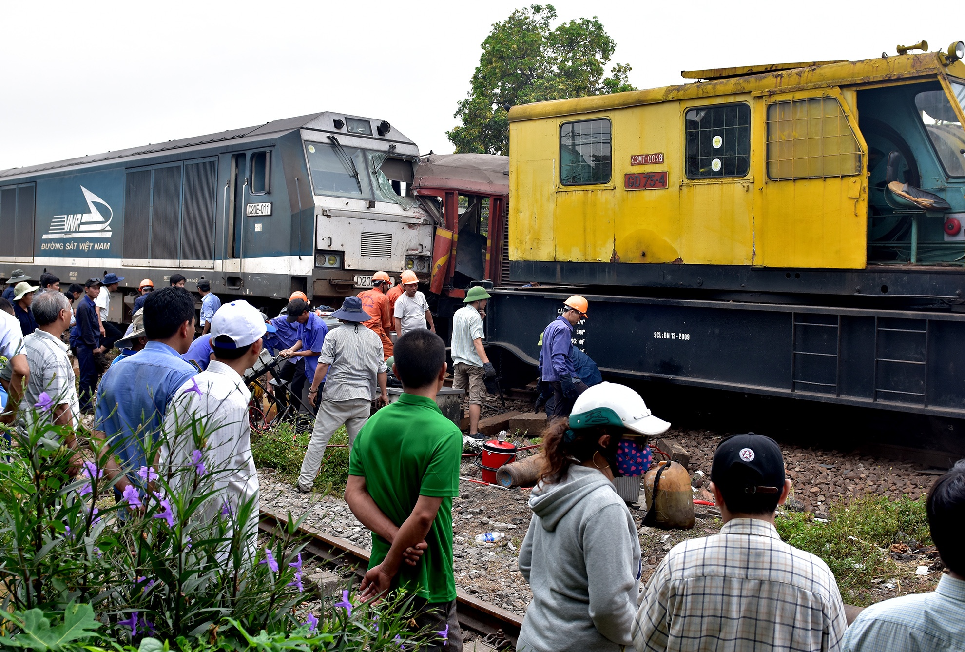 Hai tàu hàng tông Quảng Nam ảnh 1 Hai tau hang tong Quang Nam anh 1