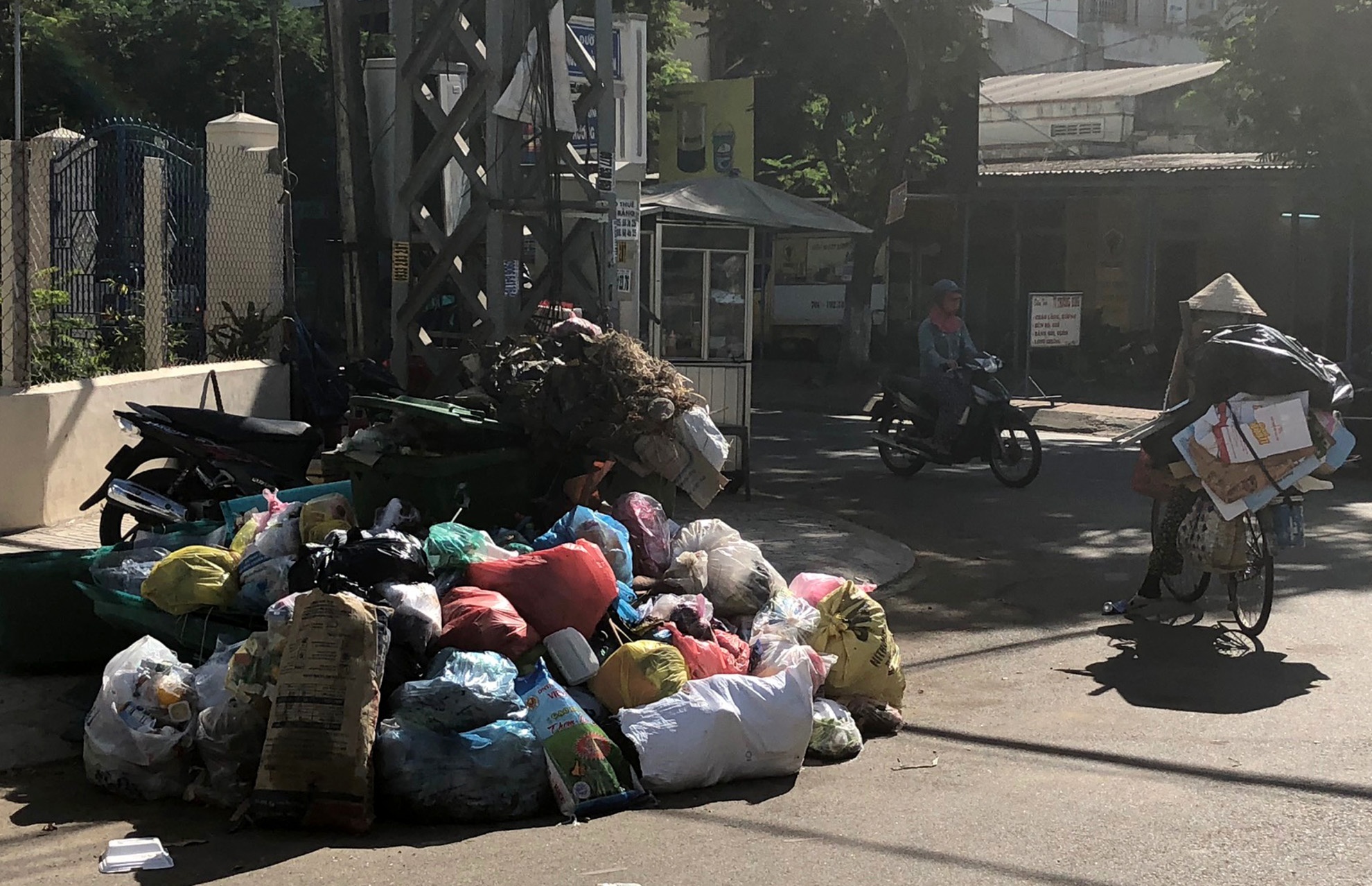 Rac tran ngap Quang Ngai anh 2