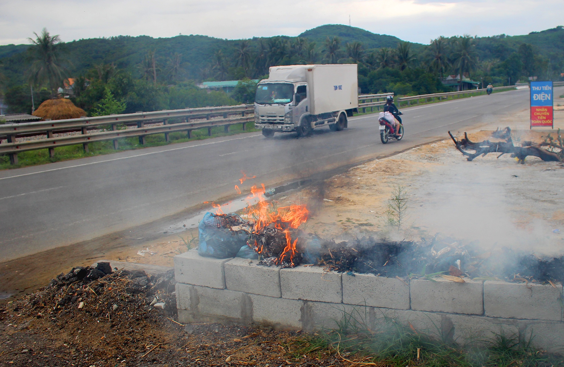 Dan bao vay nha may rac anh 9