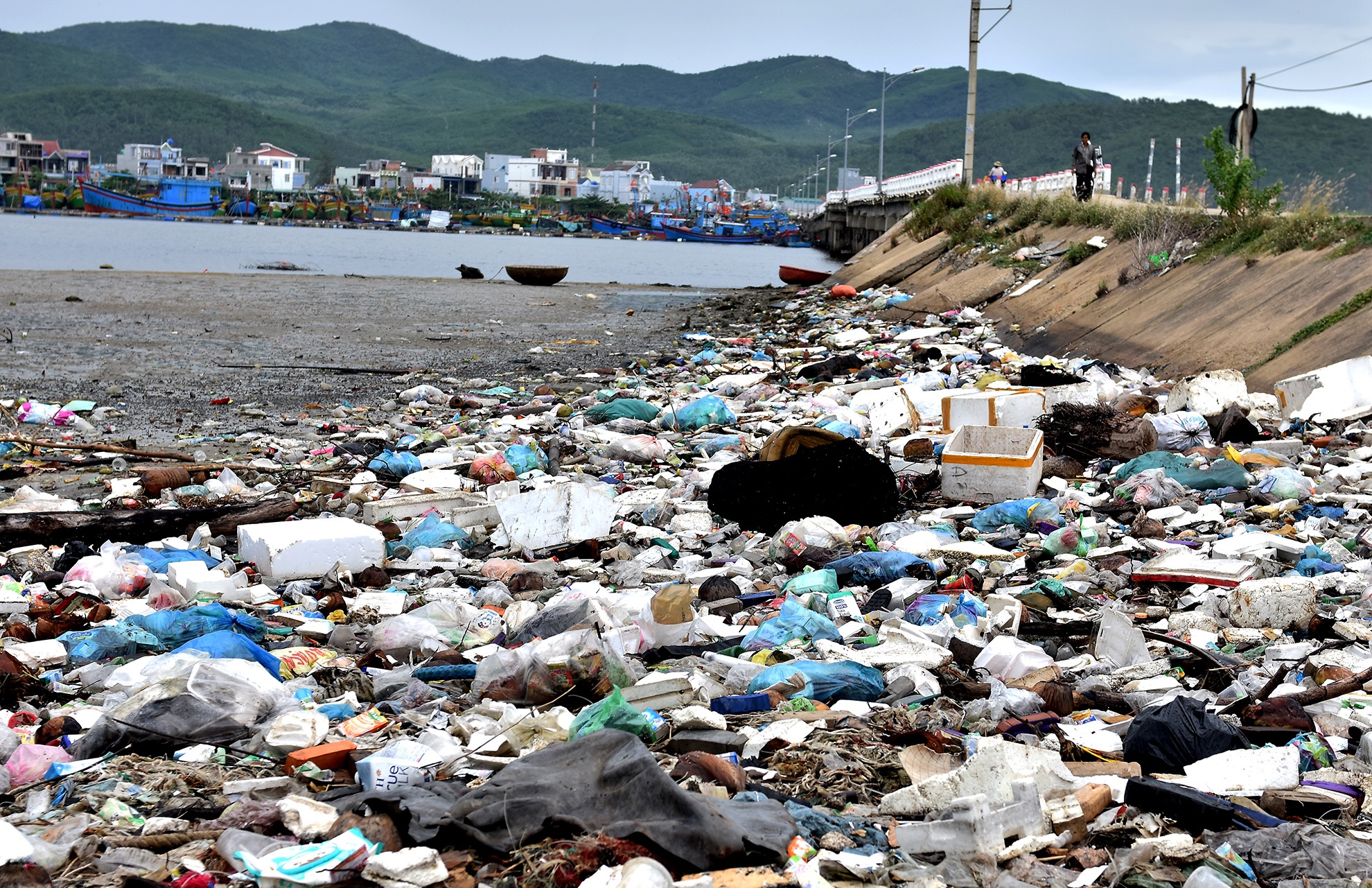 Dan bao vay nha may rac anh 6