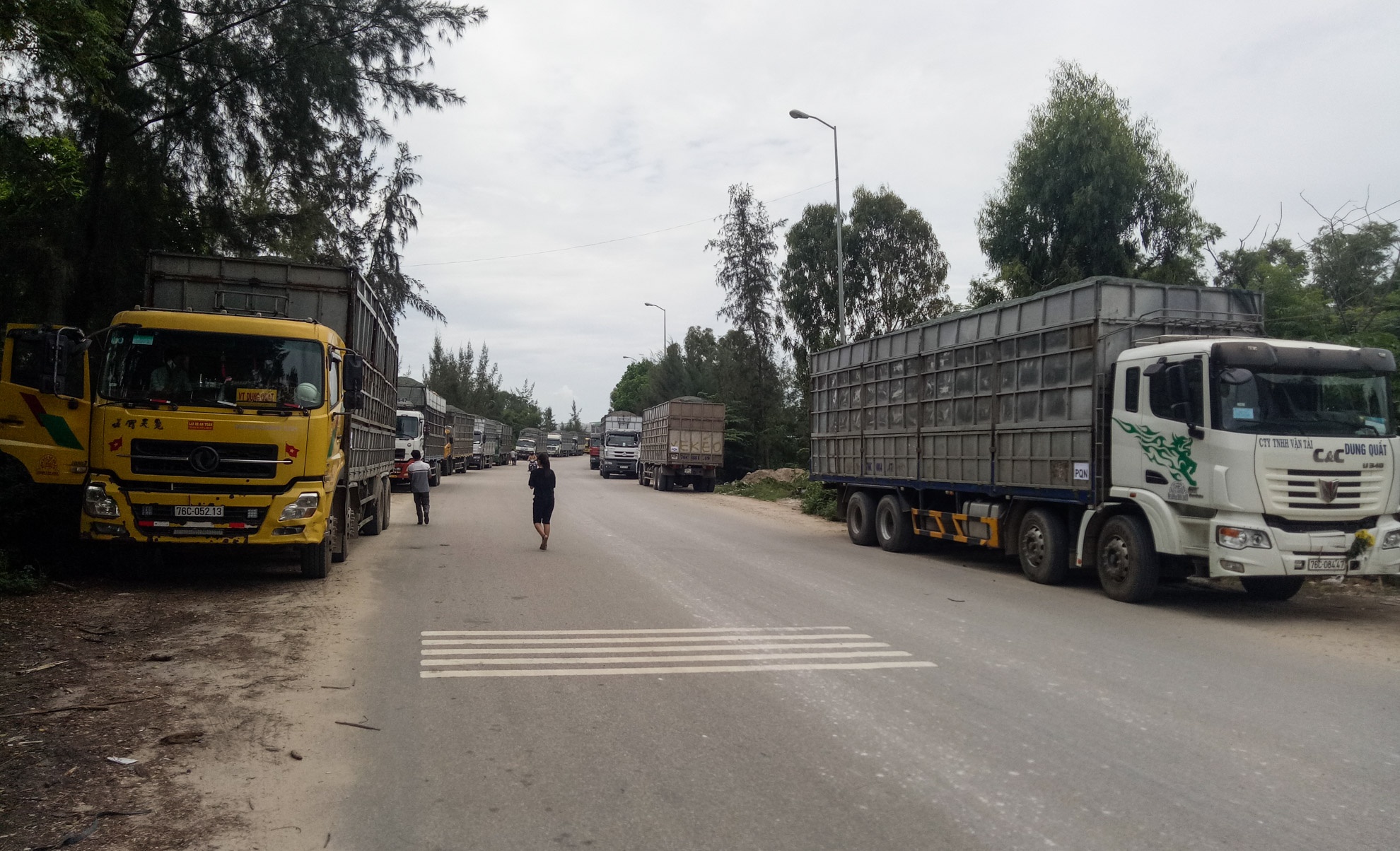 Tai nạn thảm khốc Quảng Ngãi ảnh 2 Tai nan tham khoc Quang Ngai anh 2