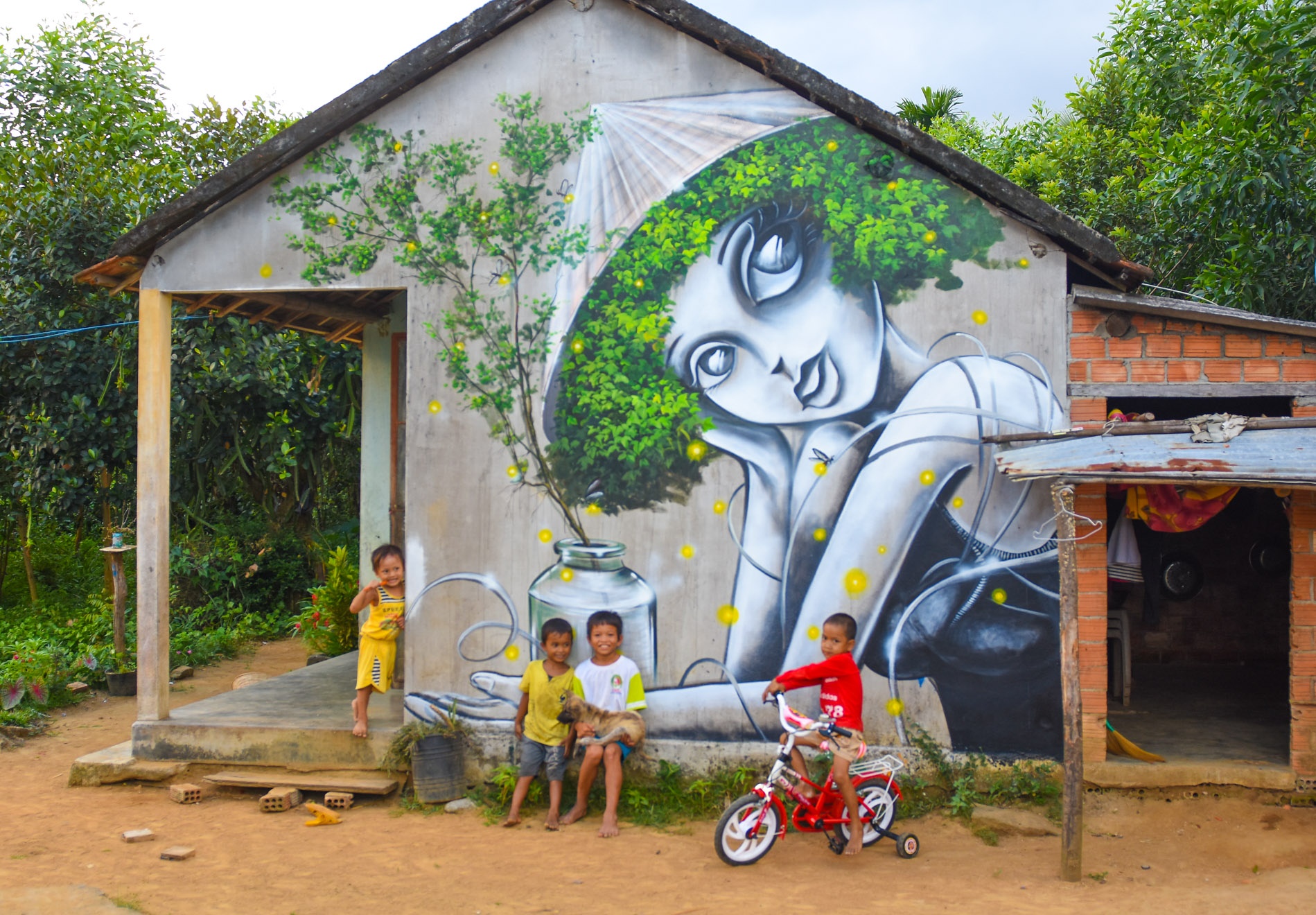 Lang bich hoa giua rung anh 10