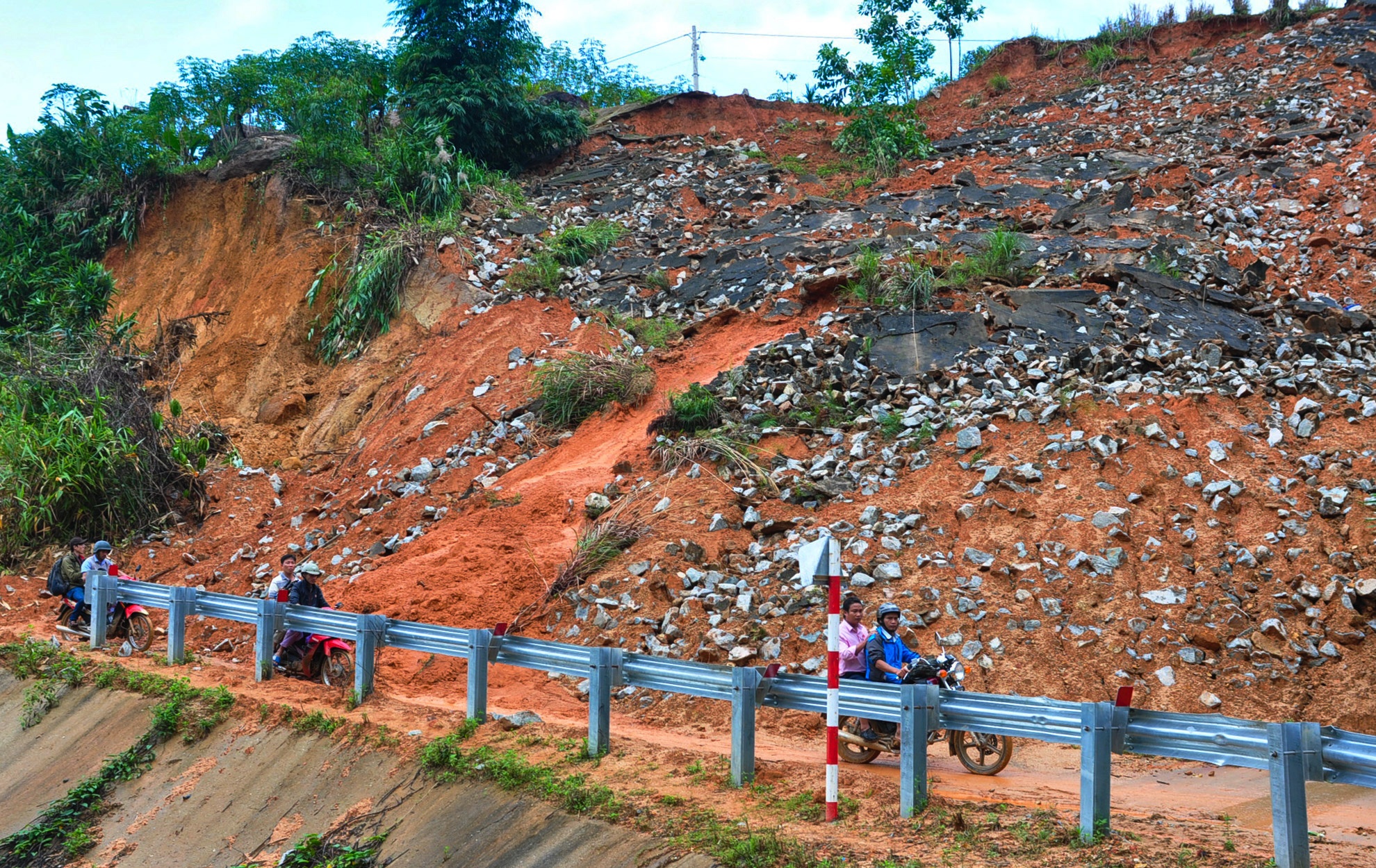 Ho tu than o Quang Ngai anh 12