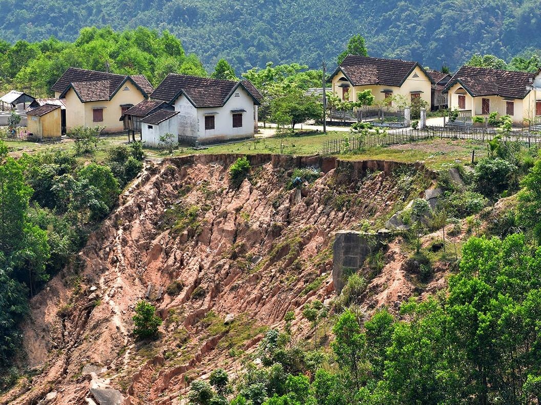 Dan vung tai dinh cu thuy dien song so hai ben 'ho tu than' hinh anh