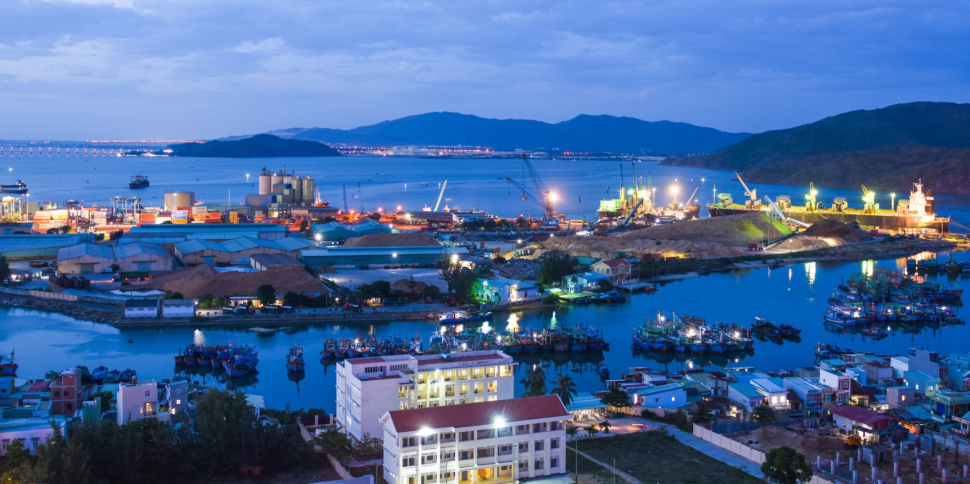 Thanh tra cang Quy Nhon anh 11