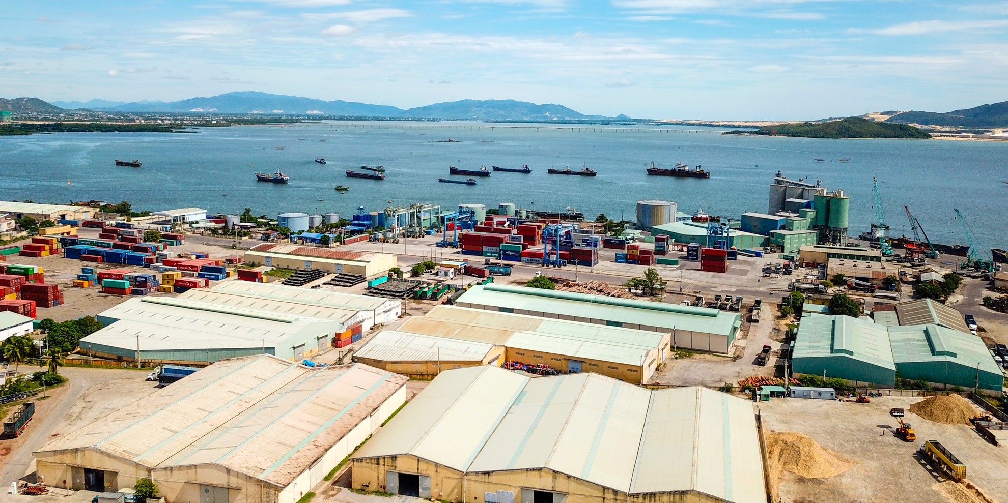 Thanh tra cang Quy Nhon anh 2