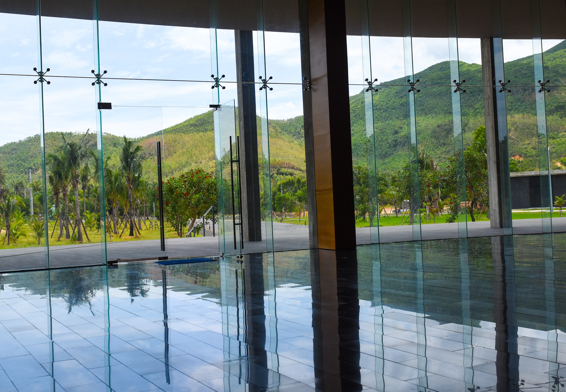 To hop khong gian khoa hoc anh 10