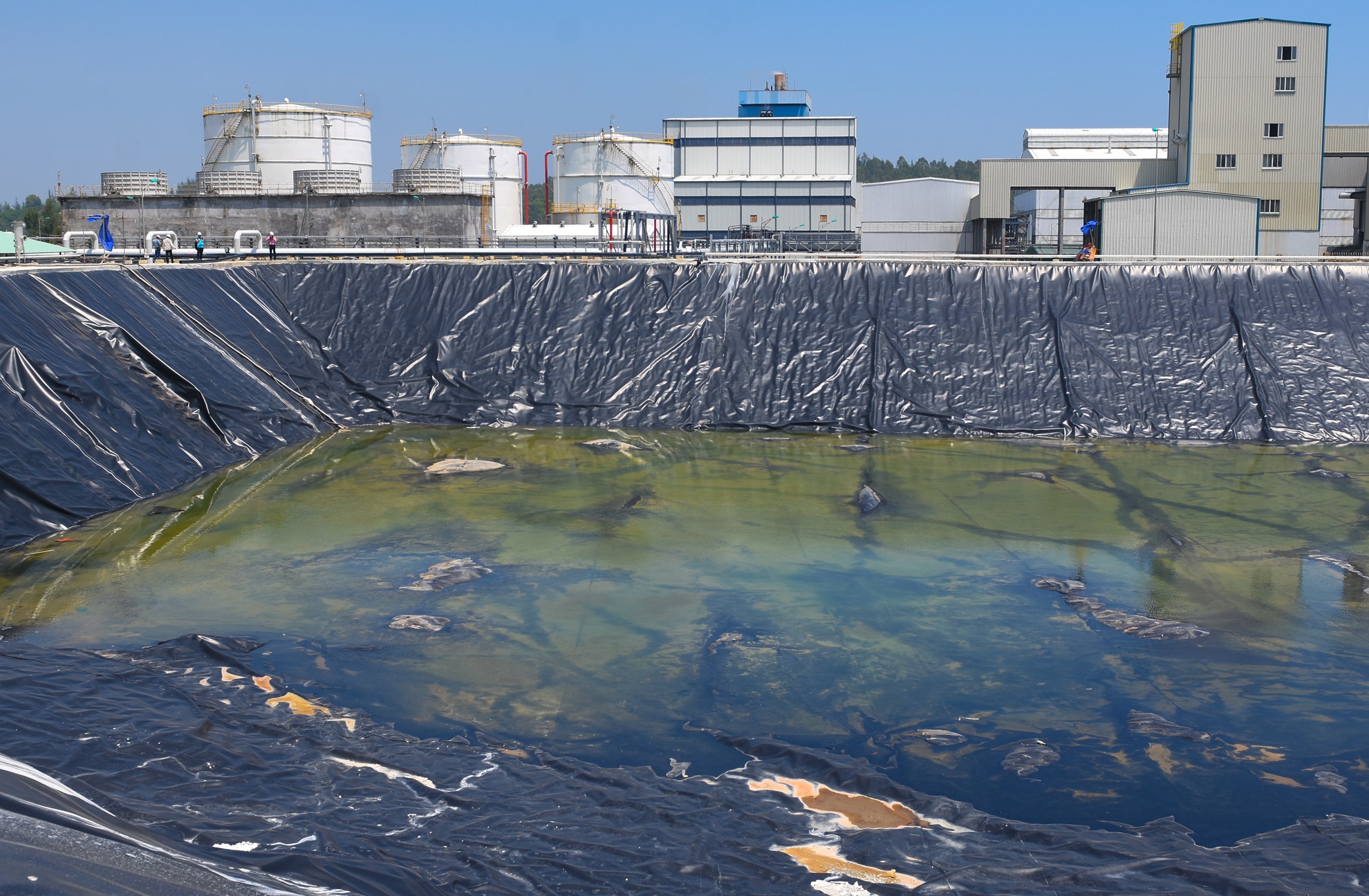 Nha may Ethanol Dung Quat anh 11