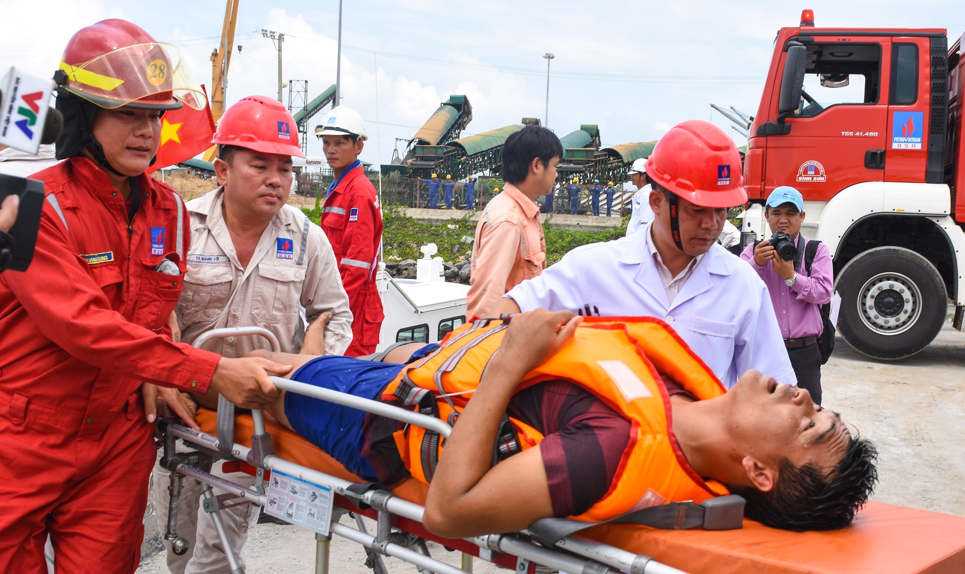dien tap cuu ho cuu nan o quang ngai anh 8
