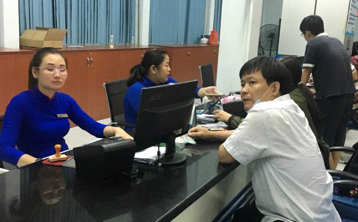 Hanh khach can luu y gi khi mua ve tau Tet Ky Hoi ? hinh anh