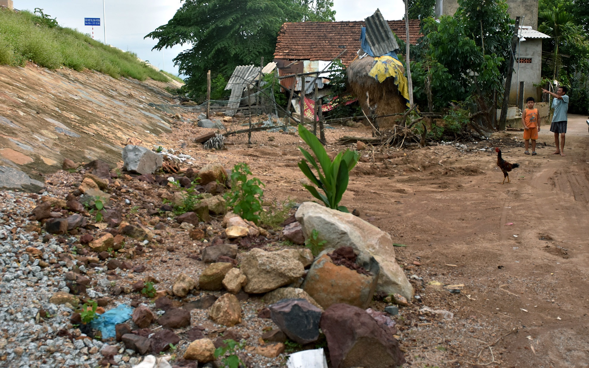 Cao toc Da Nang - Quang Ngai anh 6