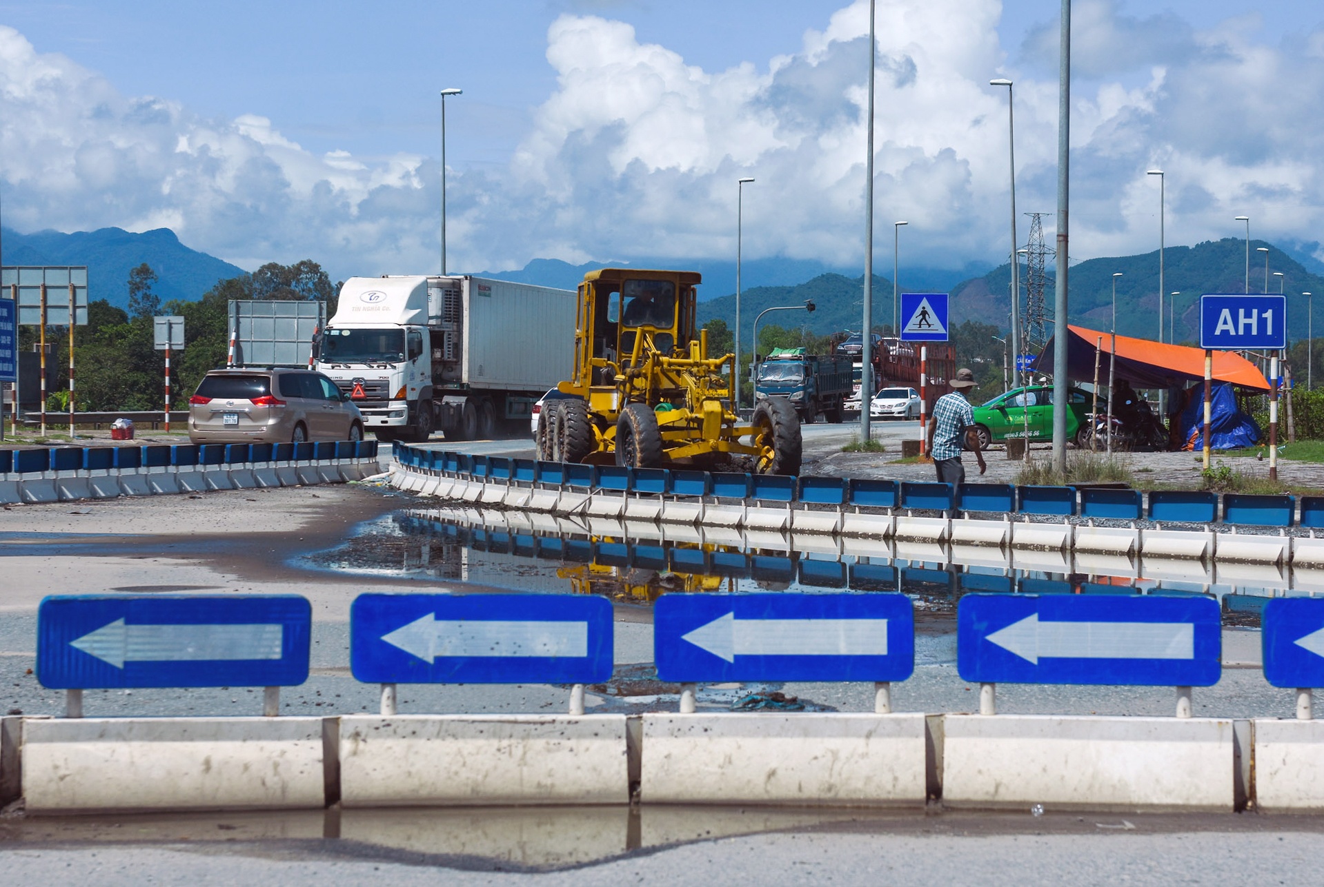 Cao toc Da Nang - Quang Ngai anh 9