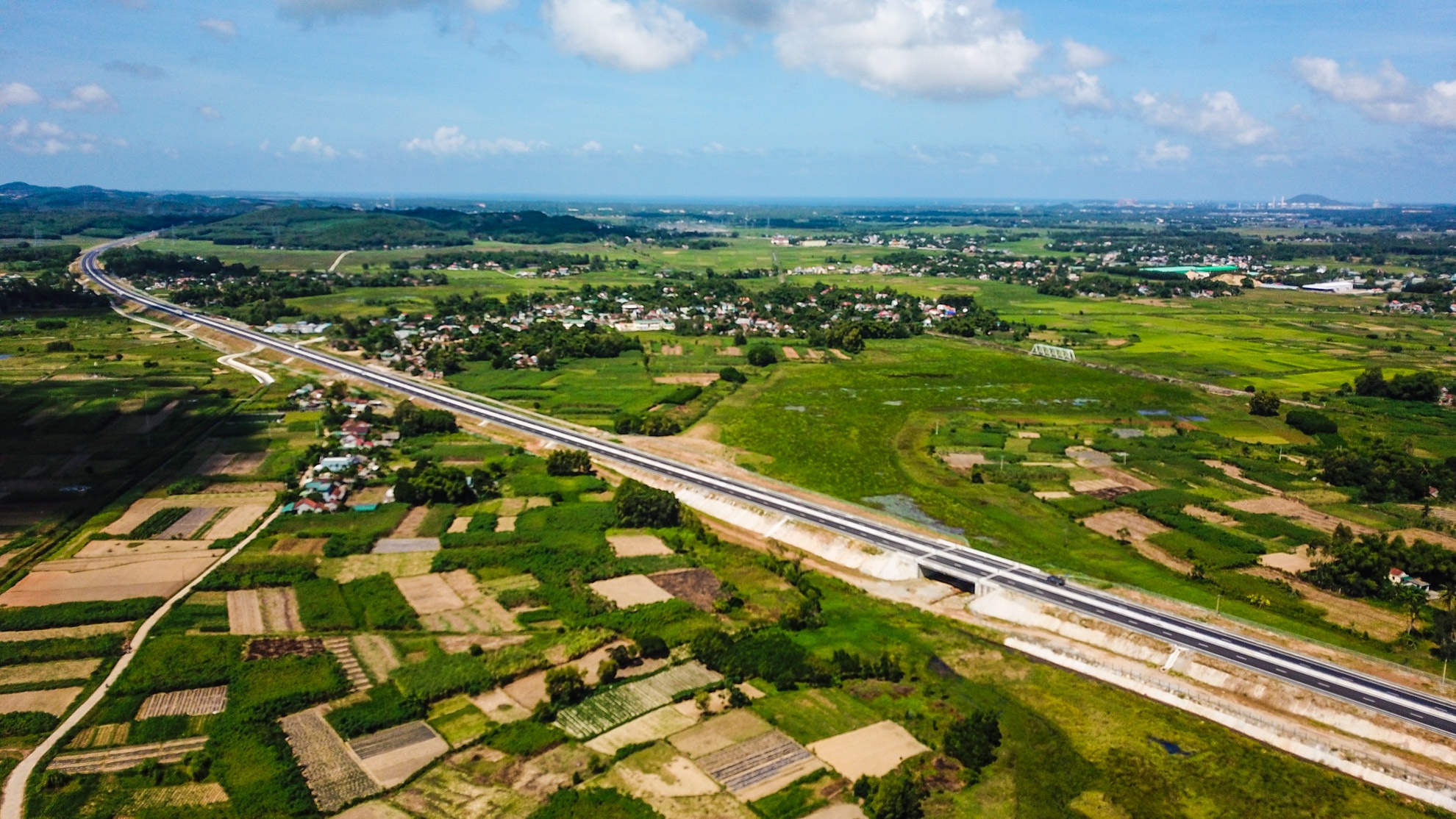 Cao toc moi thong xe ma co den 20 cay cau tham dot anh 12