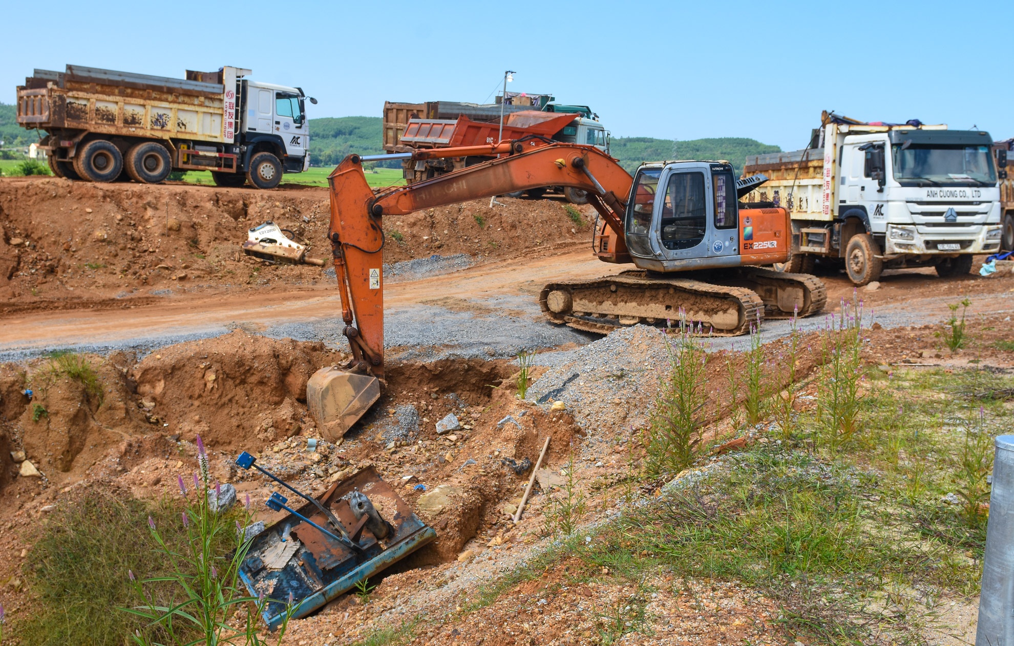 Cao toc Da Nang - Quang Ngai anh 13