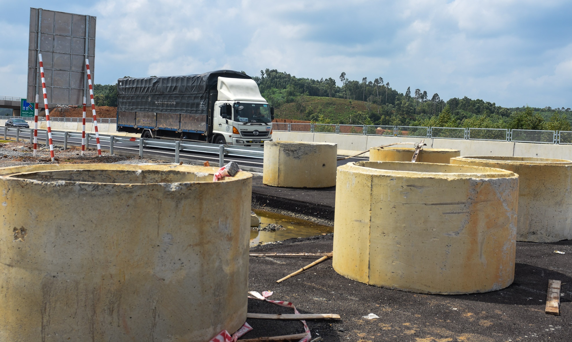 Cao toc Da Nang - Quang Ngai anh 14