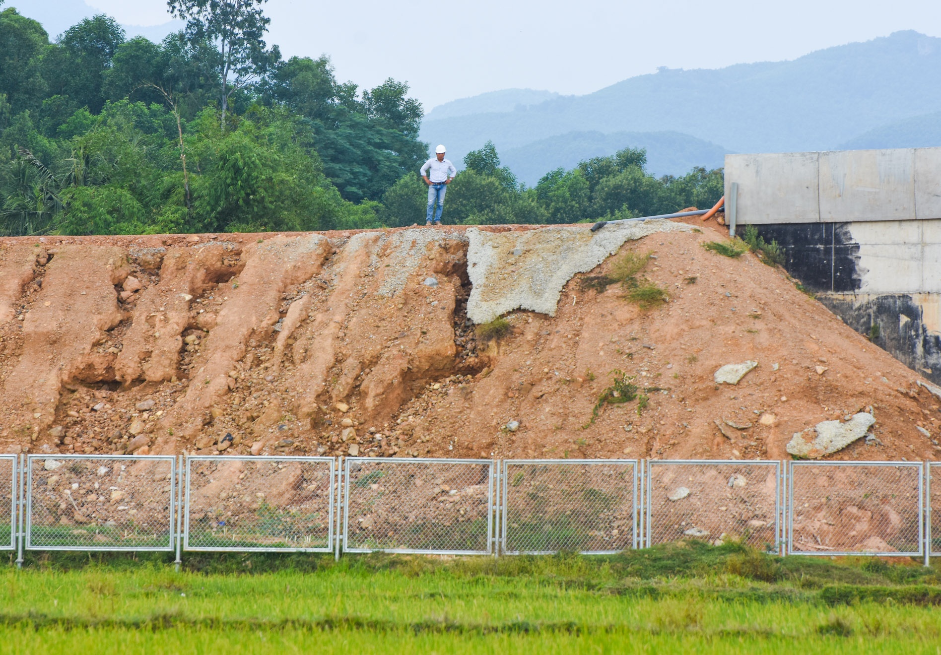 Cao toc Da Nang- Quang Ngai anh 8