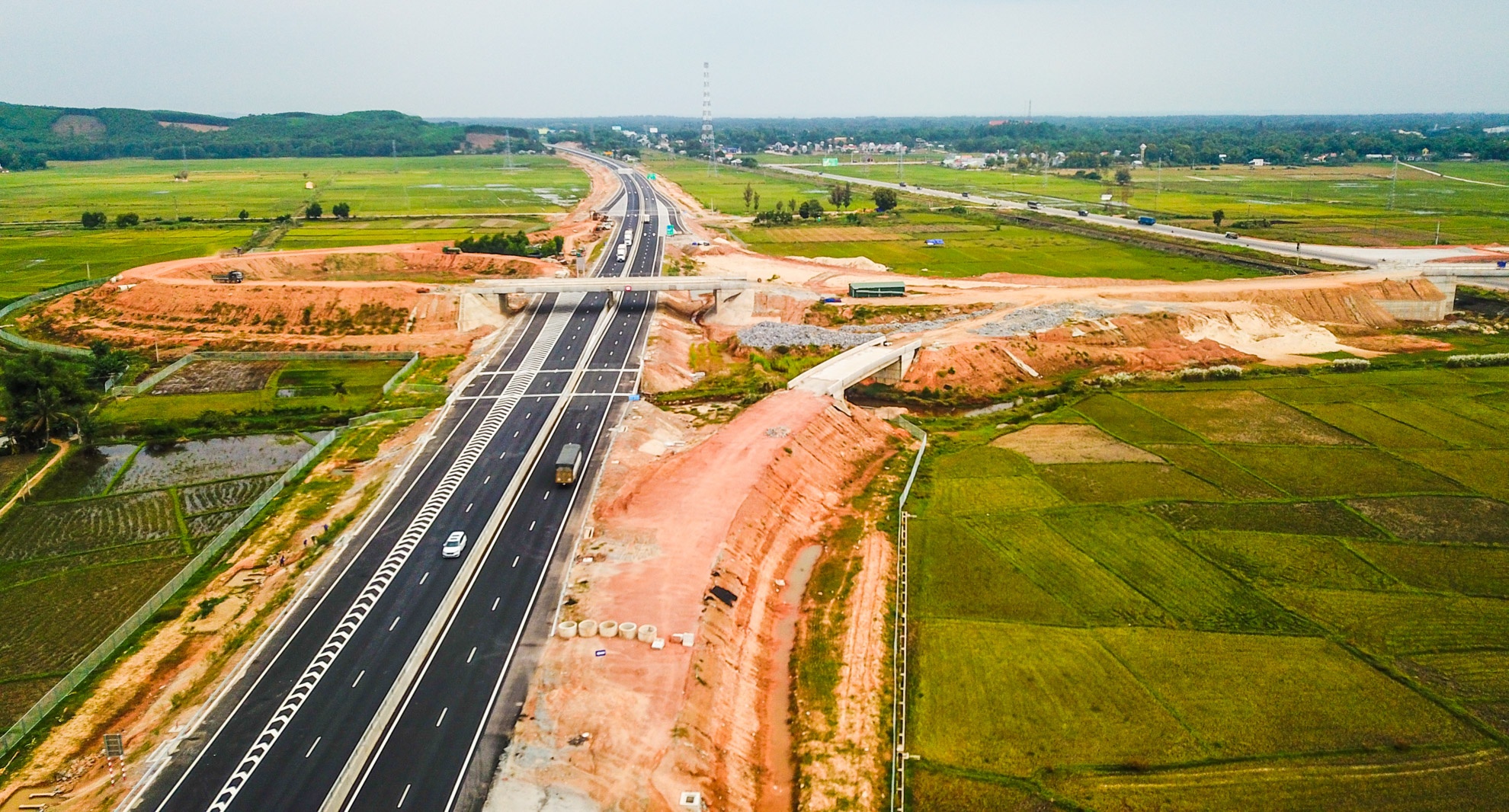 Cao toc Da Nang - Quang Ngai anh 1
