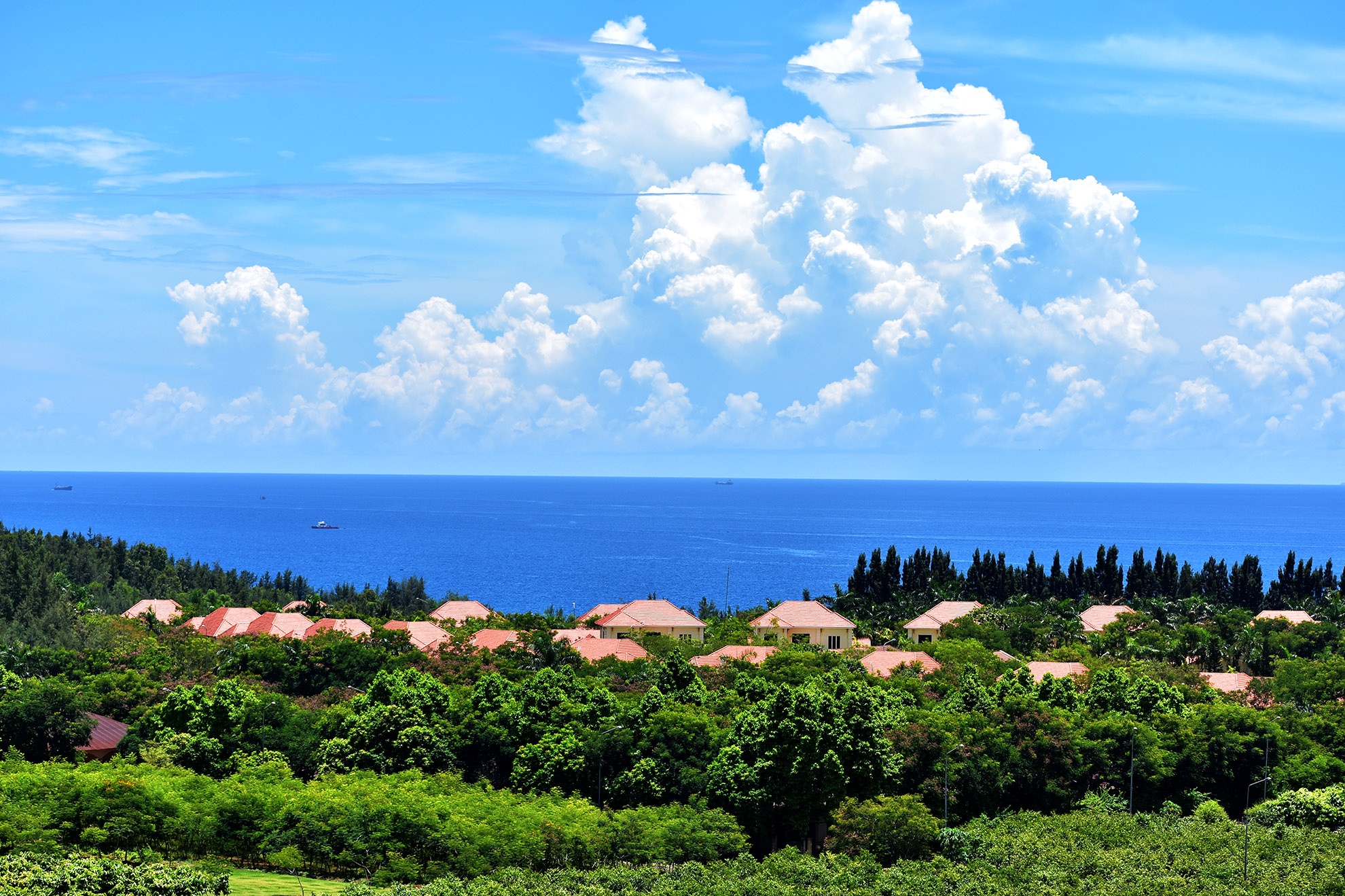 Vu doi don bien phong lam khu du lich: FLC 'chia nho' thanh 6 du an hinh anh
