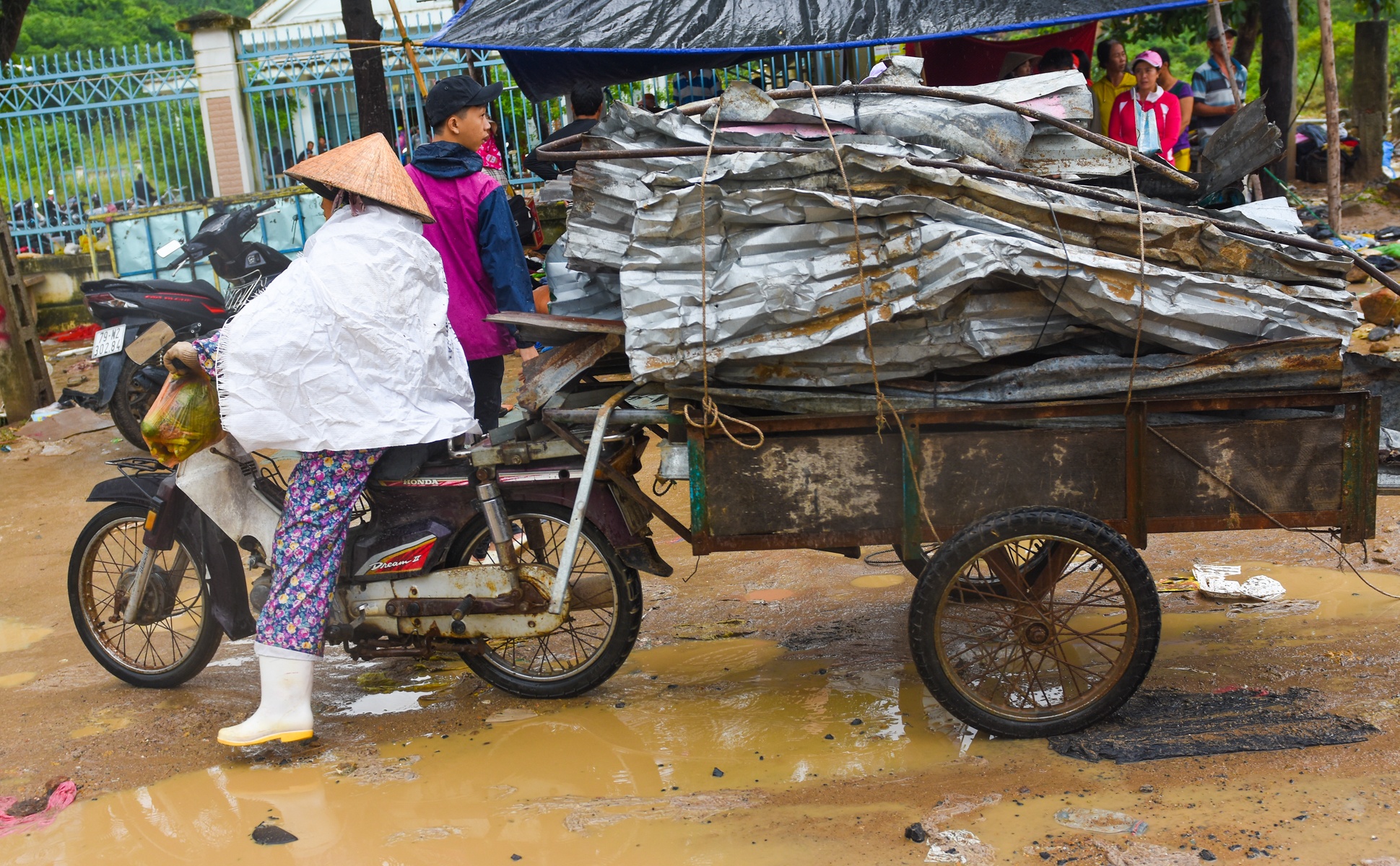 Cap tap chong bao so 9 anh 11