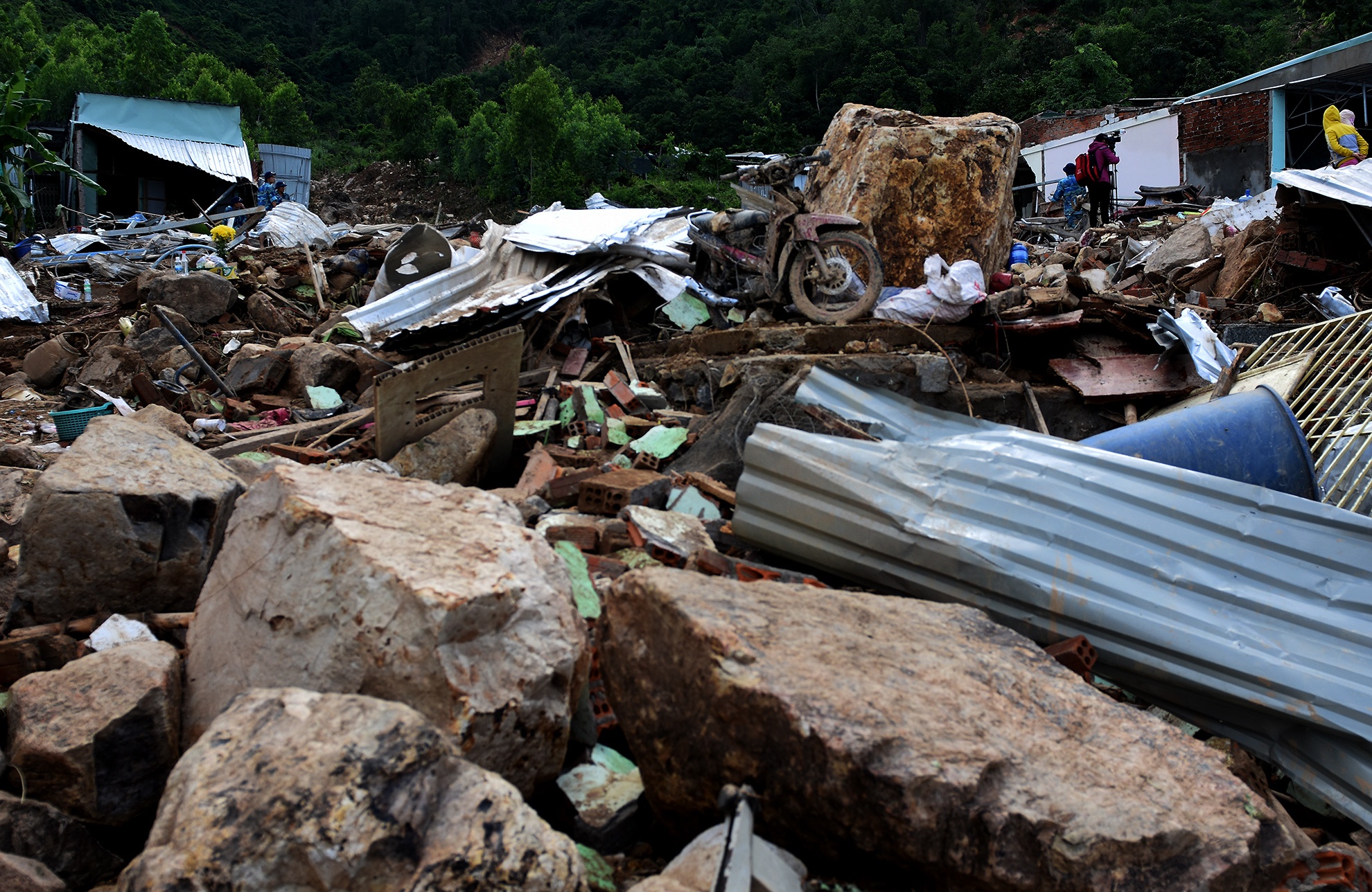 Cap tap chong bao so 9 anh 9