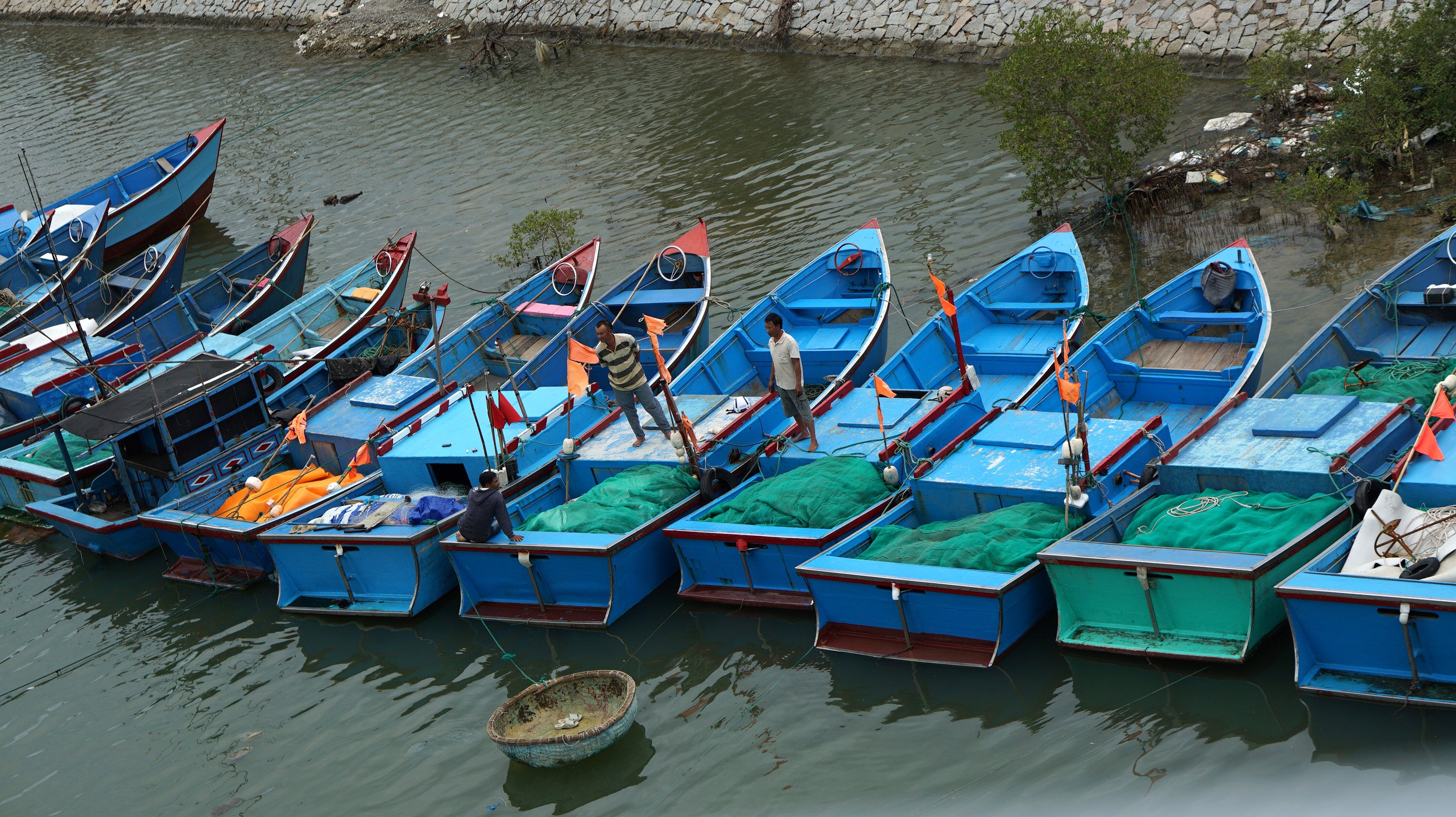 Dan Nha Trang chay tranh bao anh 11