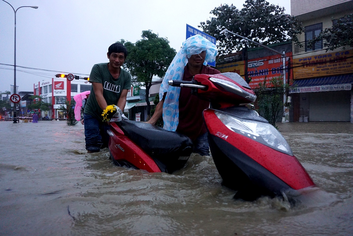 Mua gay ngap nang Da Nang anh 8