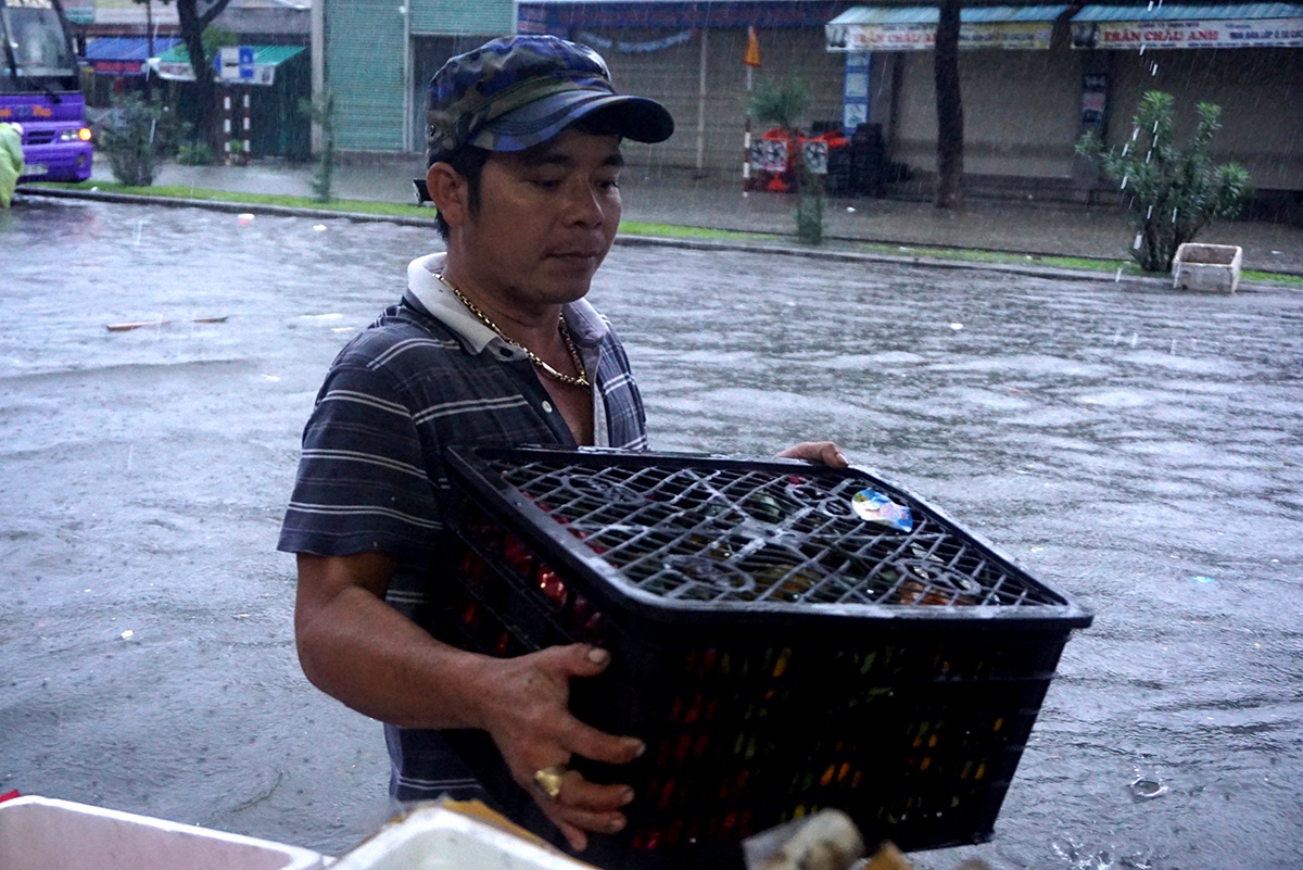 Mua gay ngap nang Da Nang anh 6
