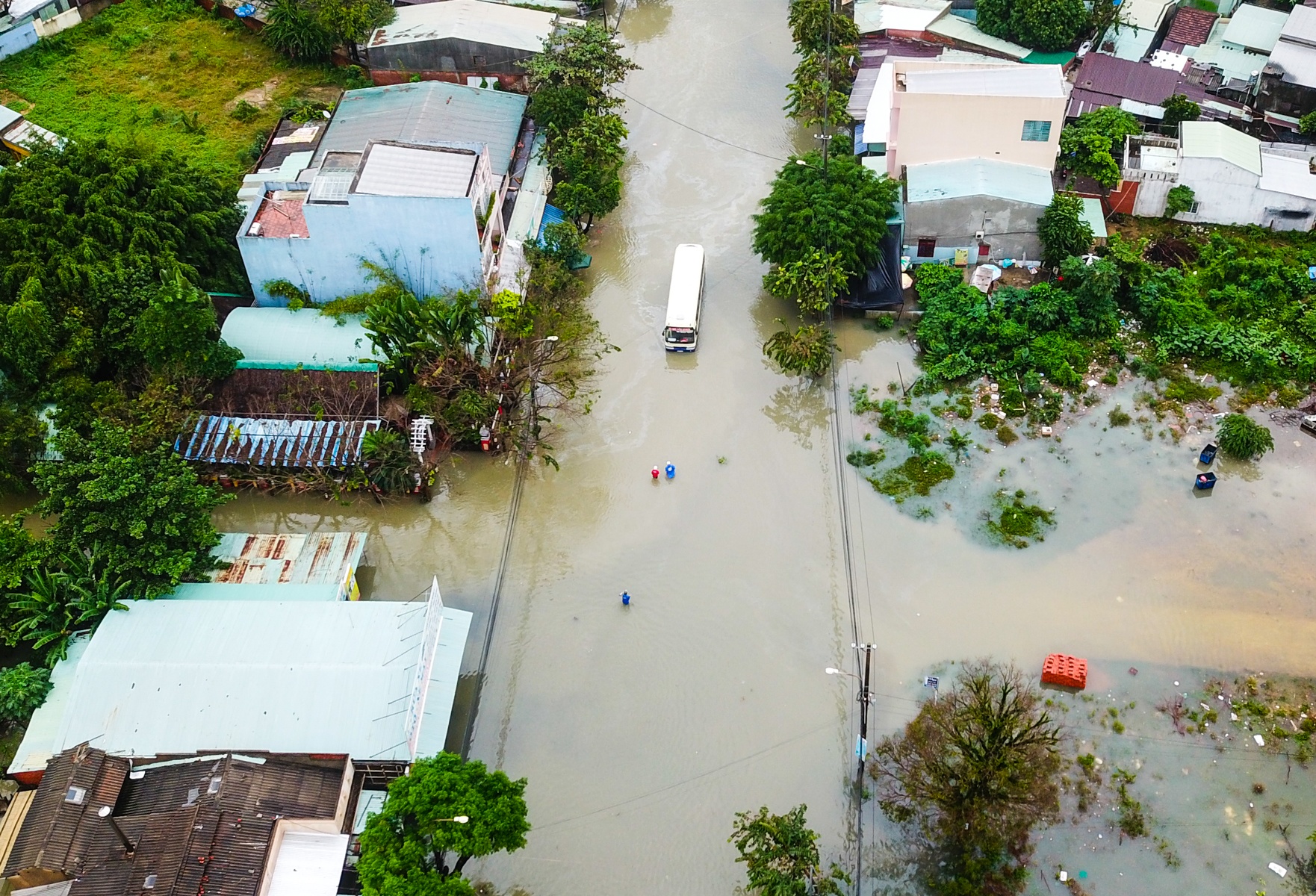 Tam Ky ngap sau mua lu anh 3