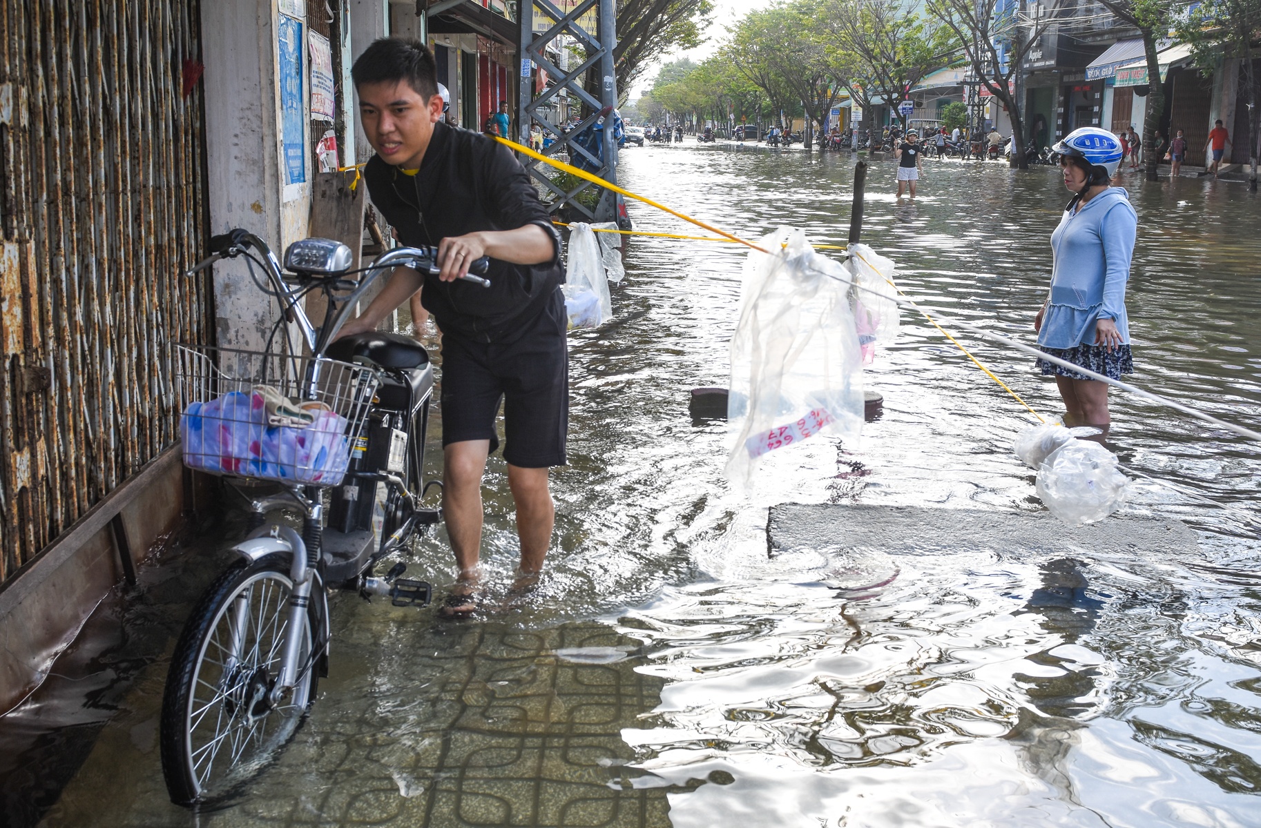 Mua lu ngap sau Tam Ky anh 9