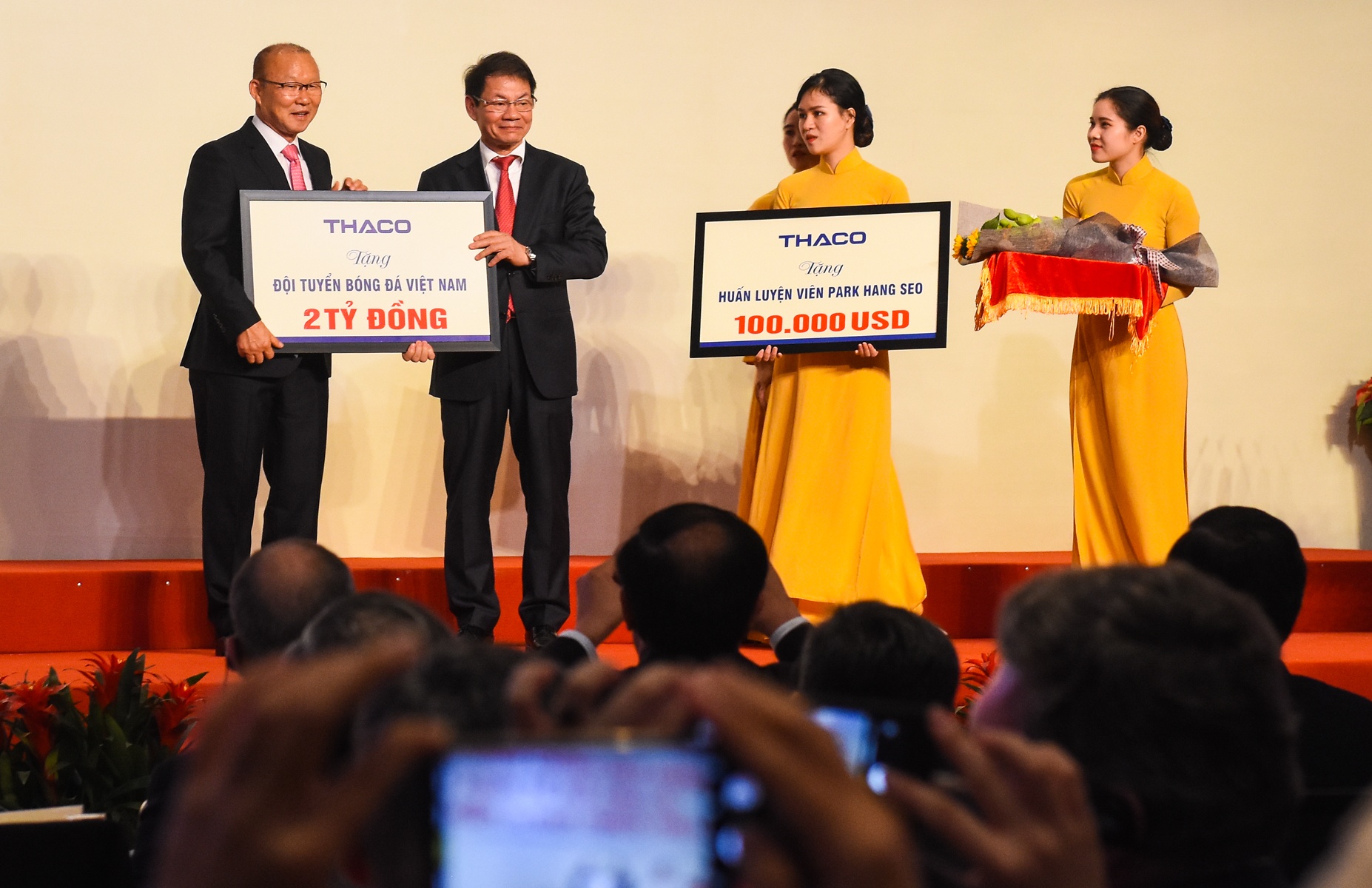 Huan luyen vien Park Hang- Seo anh 3