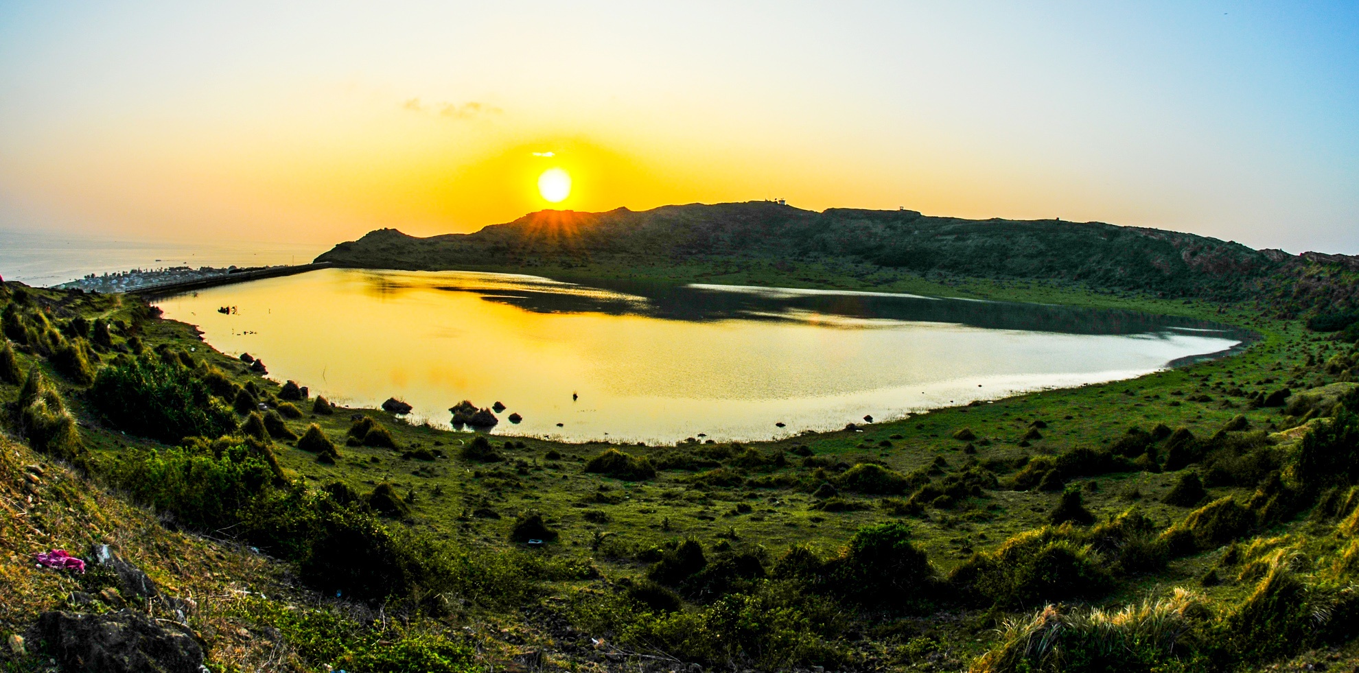 Chuyen gia vi dao Ly Son la 'bao tang nui lua' hiem hoi the gioi hinh anh