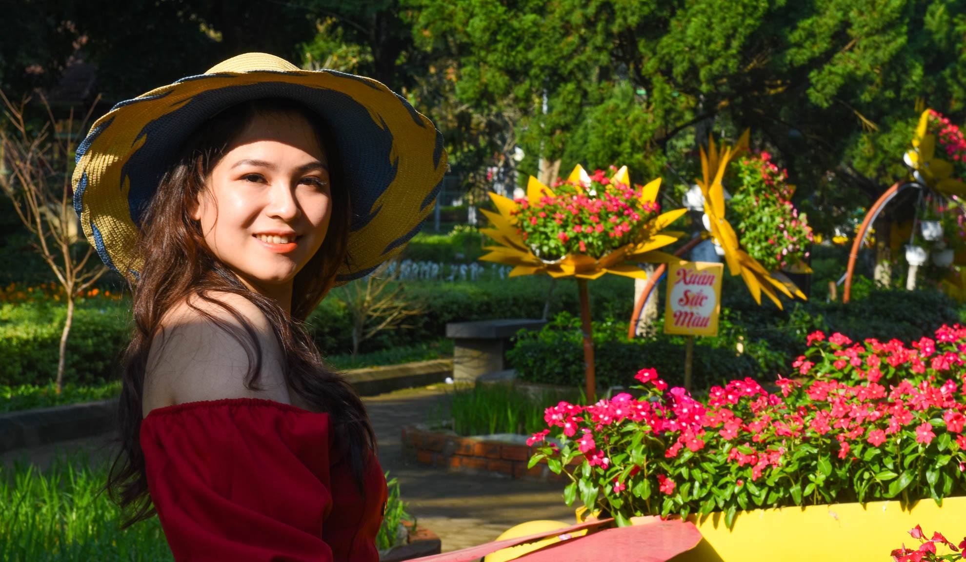 Cong vien hoa Tet Ba To Quang Ngai anh 5