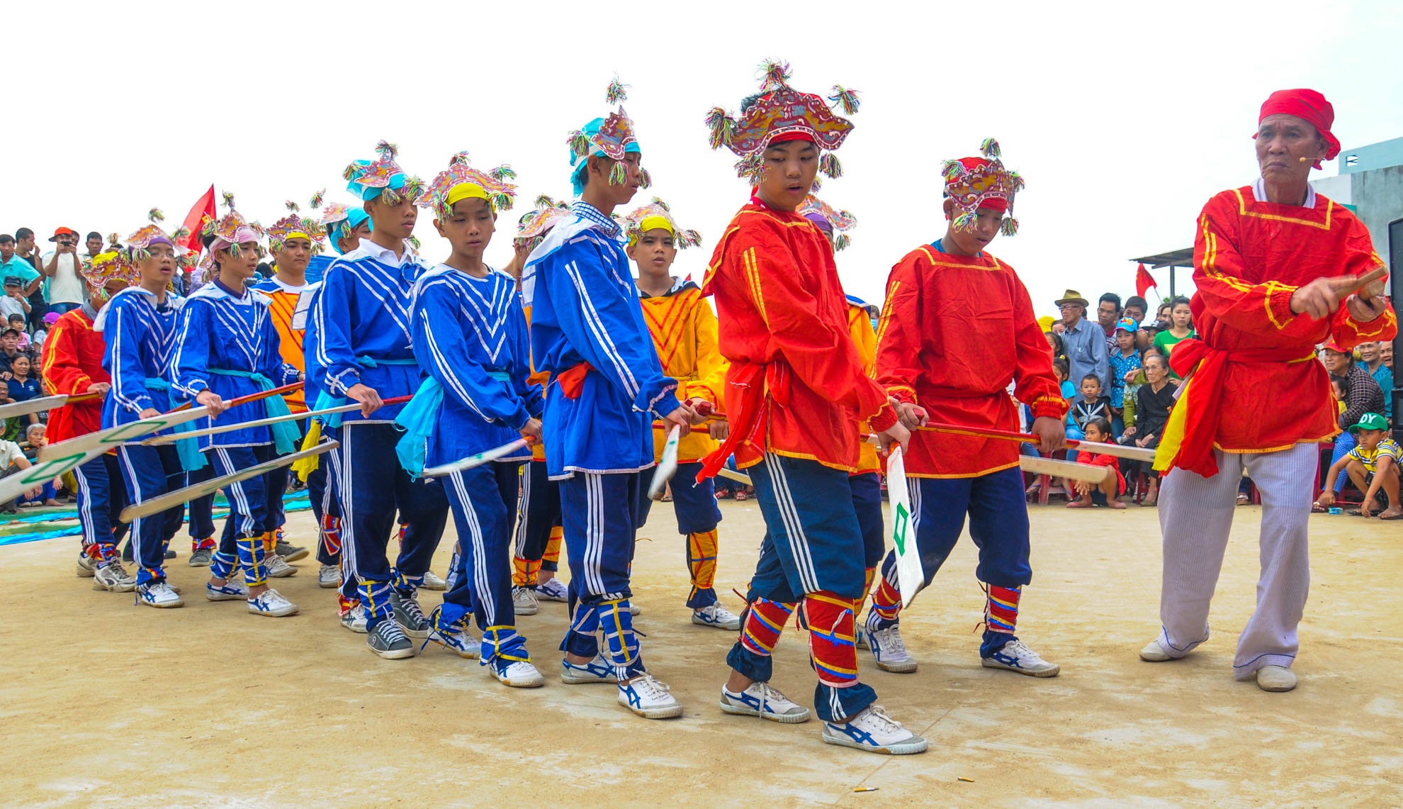 Le hoi cau ngu Sa Huynh anh 4