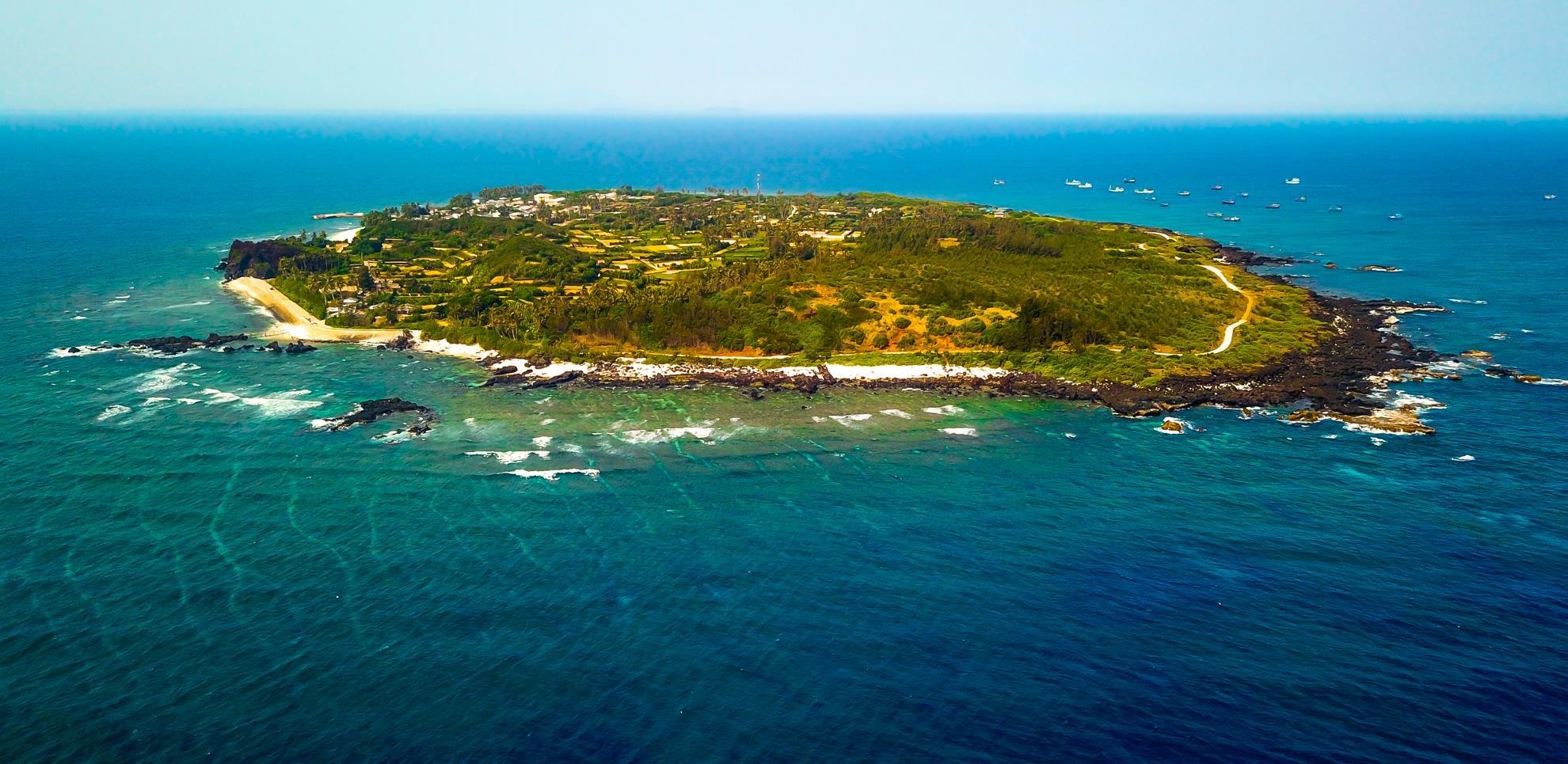 Cong vien dia chat Ly Son - Sa Huynh 'om' ca khu cong nghiep? hinh anh